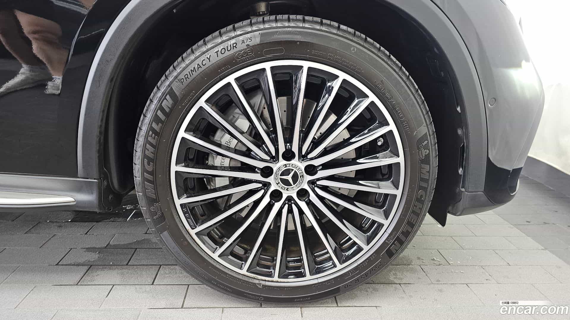 GLC-Class Mercedes-Benz 2024.6-OUTER-031