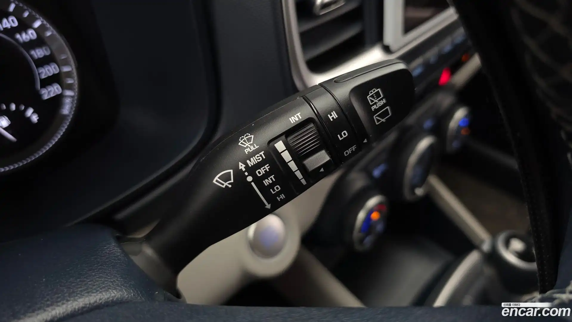 Venue Hyundai 2021.7-OPTION-023