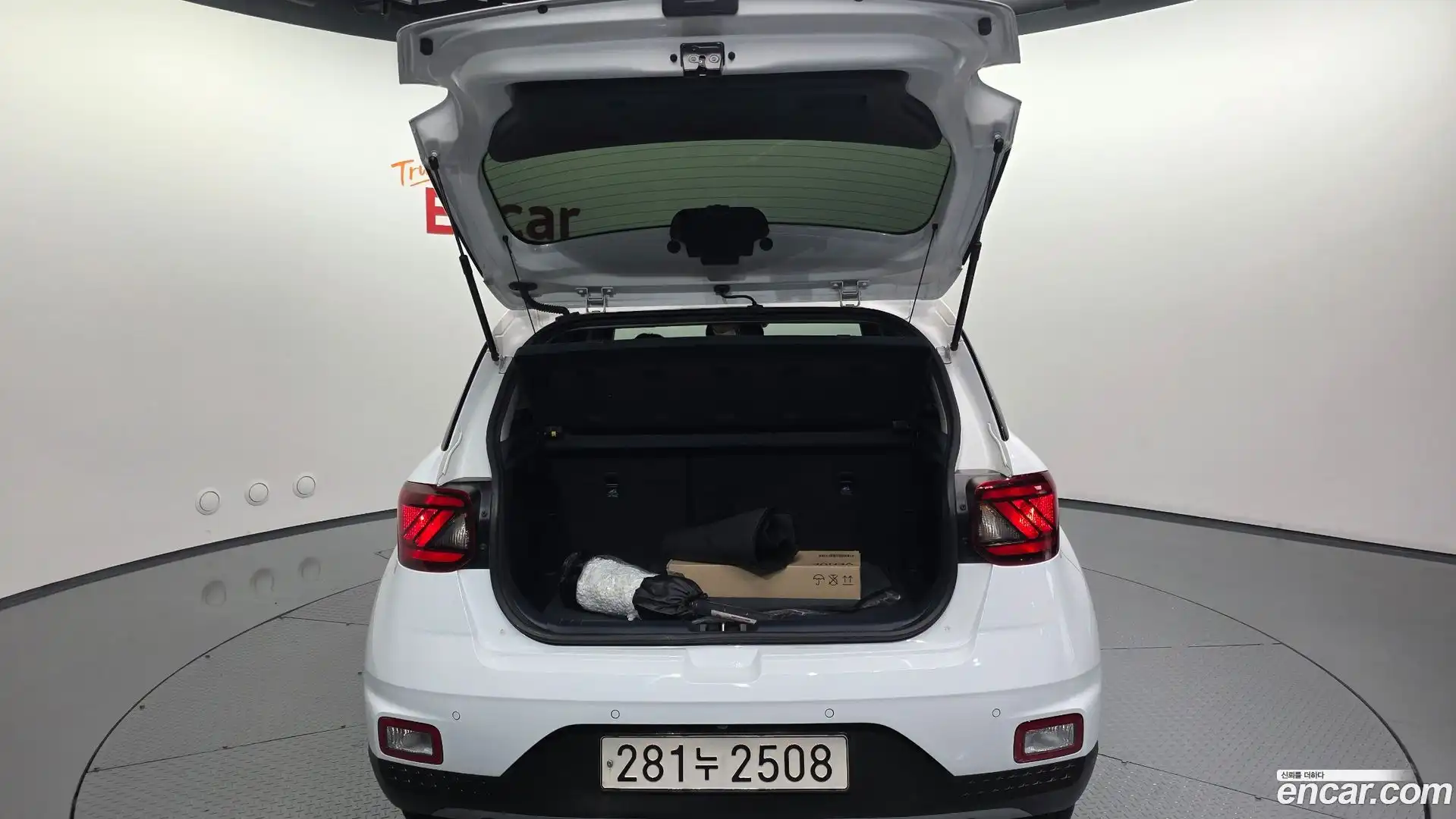Venue Hyundai 2021.7-OPTION-043