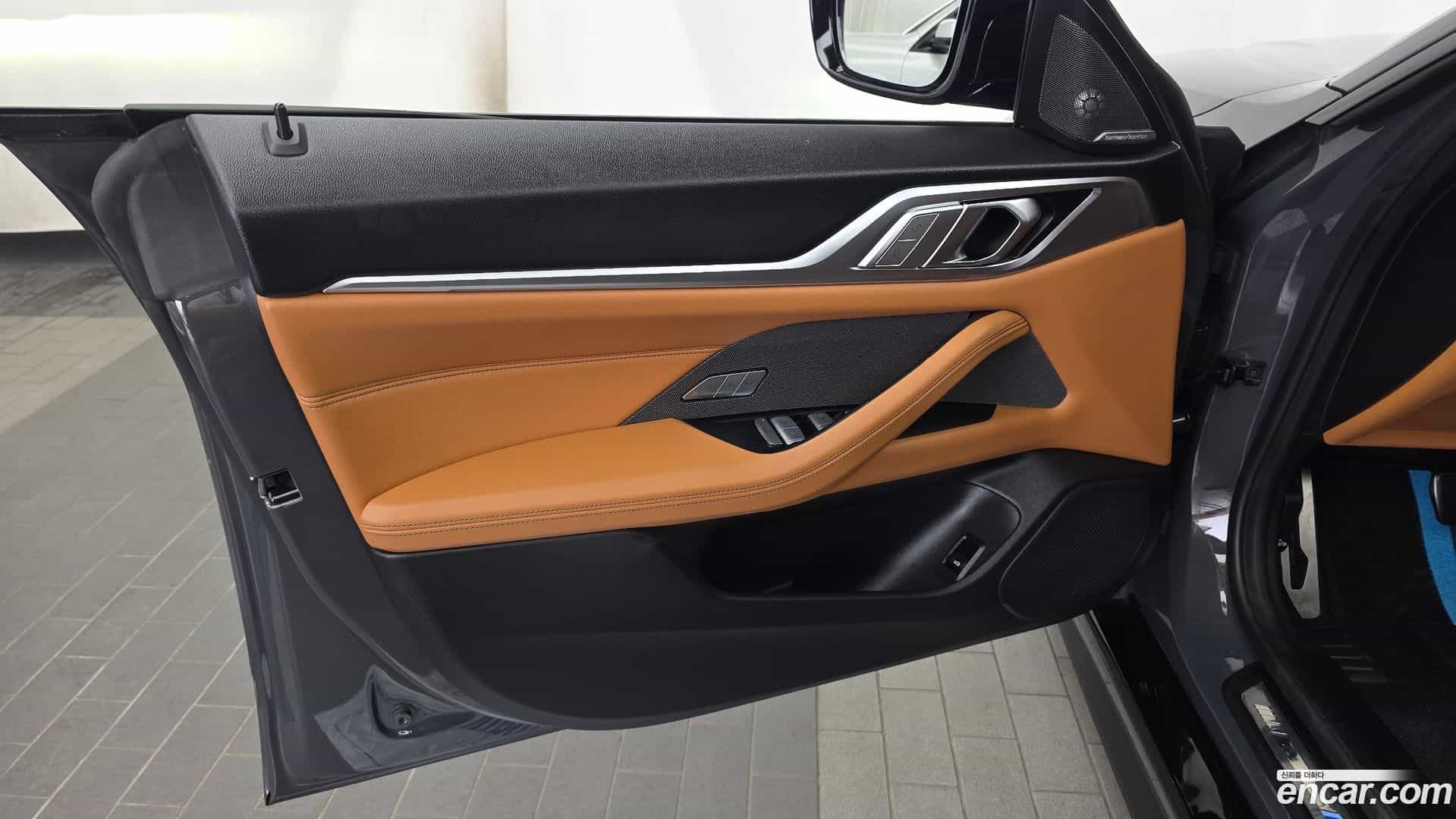 i4 BMW 2024.0-INNER-034