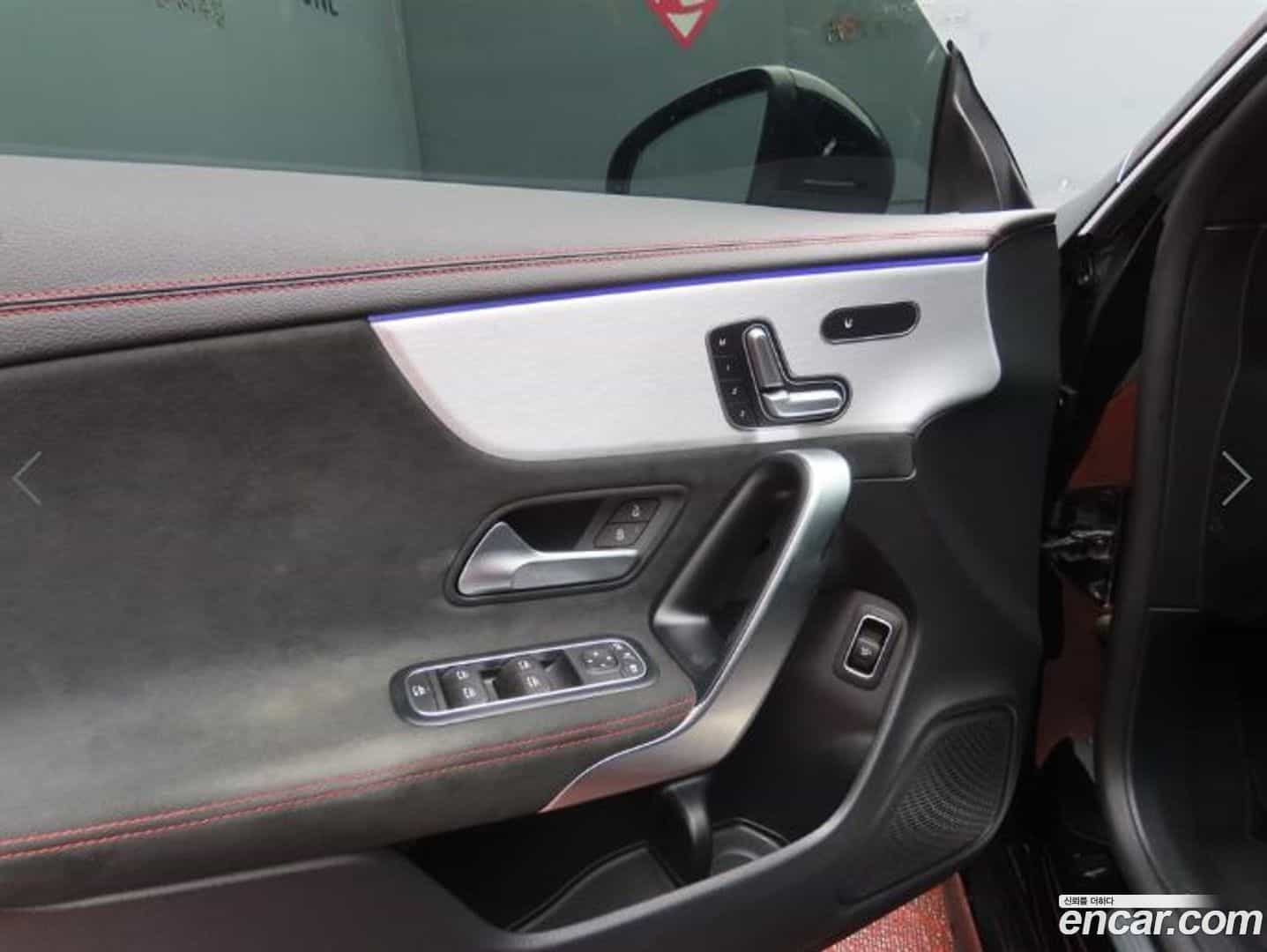 CLA-Class Mercedes-Benz 2022.1-OPTION-016