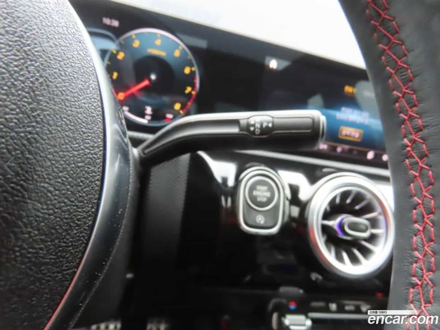 CLA-Class Mercedes-Benz 2022.1-OPTION-018