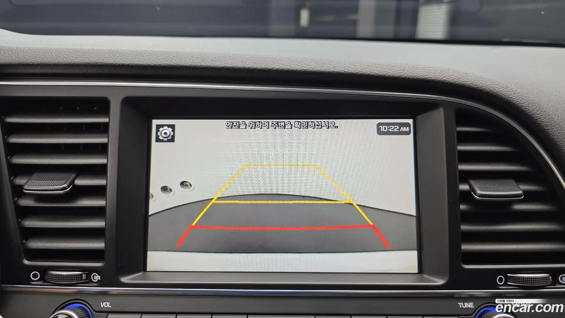 AVANTE Hyundai 2018.6-OPTION-021