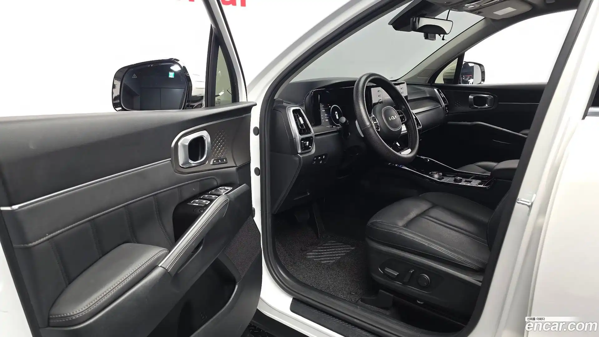 Sorento Kia 2022.2-INNER-010