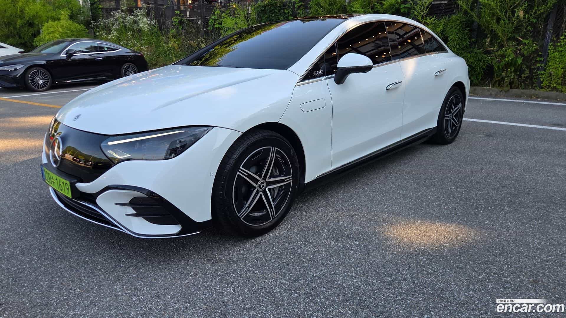 EQE Mercedes-Benz 2024.8-OUTER-001