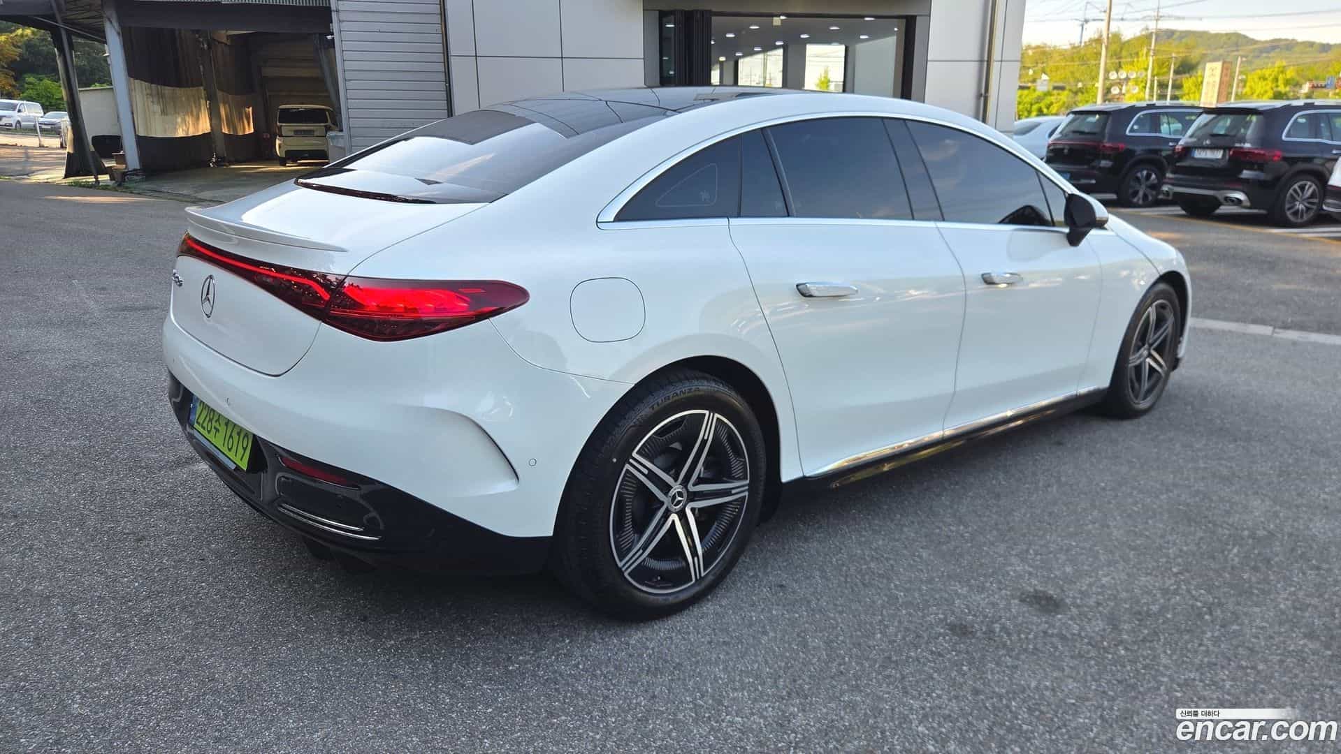 EQE Mercedes-Benz 2024.8-OUTER-002