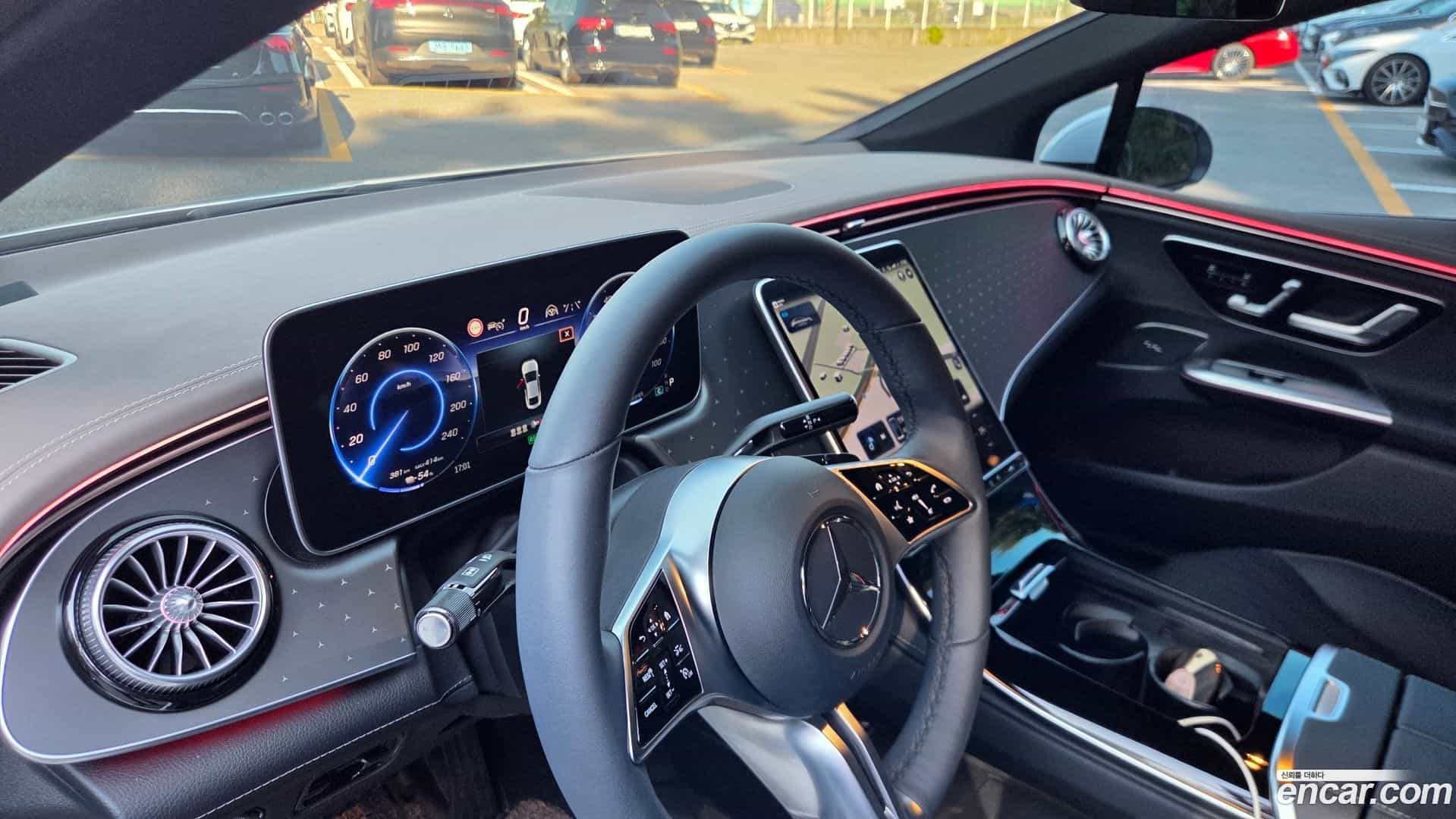 EQE Mercedes-Benz 2024.8-INNER-008