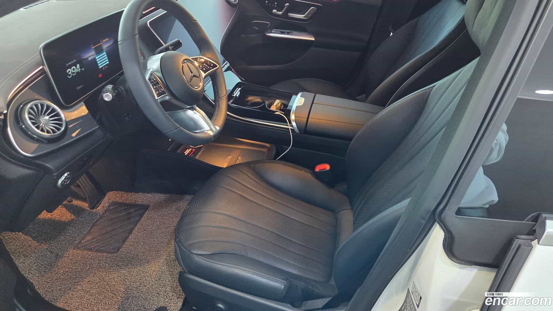EQE Mercedes-Benz 2024.8-INNER-010