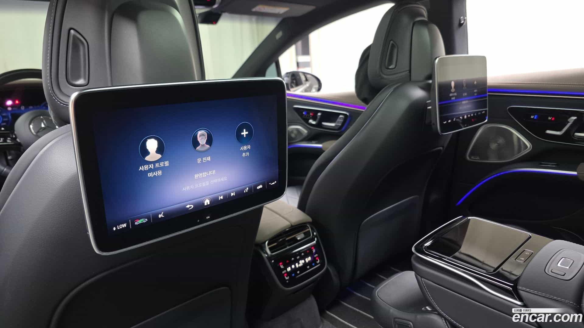EQS Mercedes-Benz 2023.8-OPTION-016
