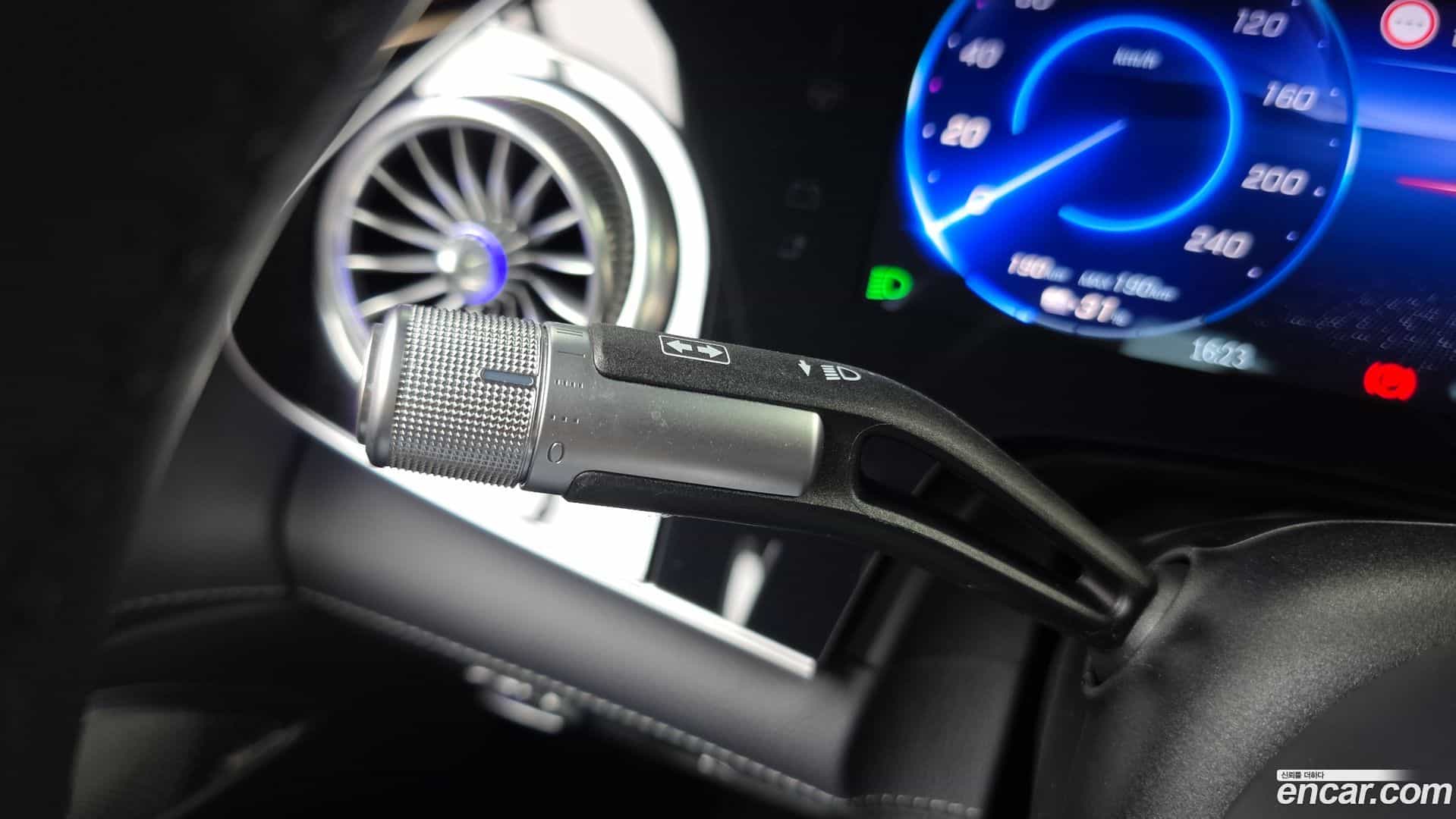 EQS Mercedes-Benz 2023.8-OPTION-048