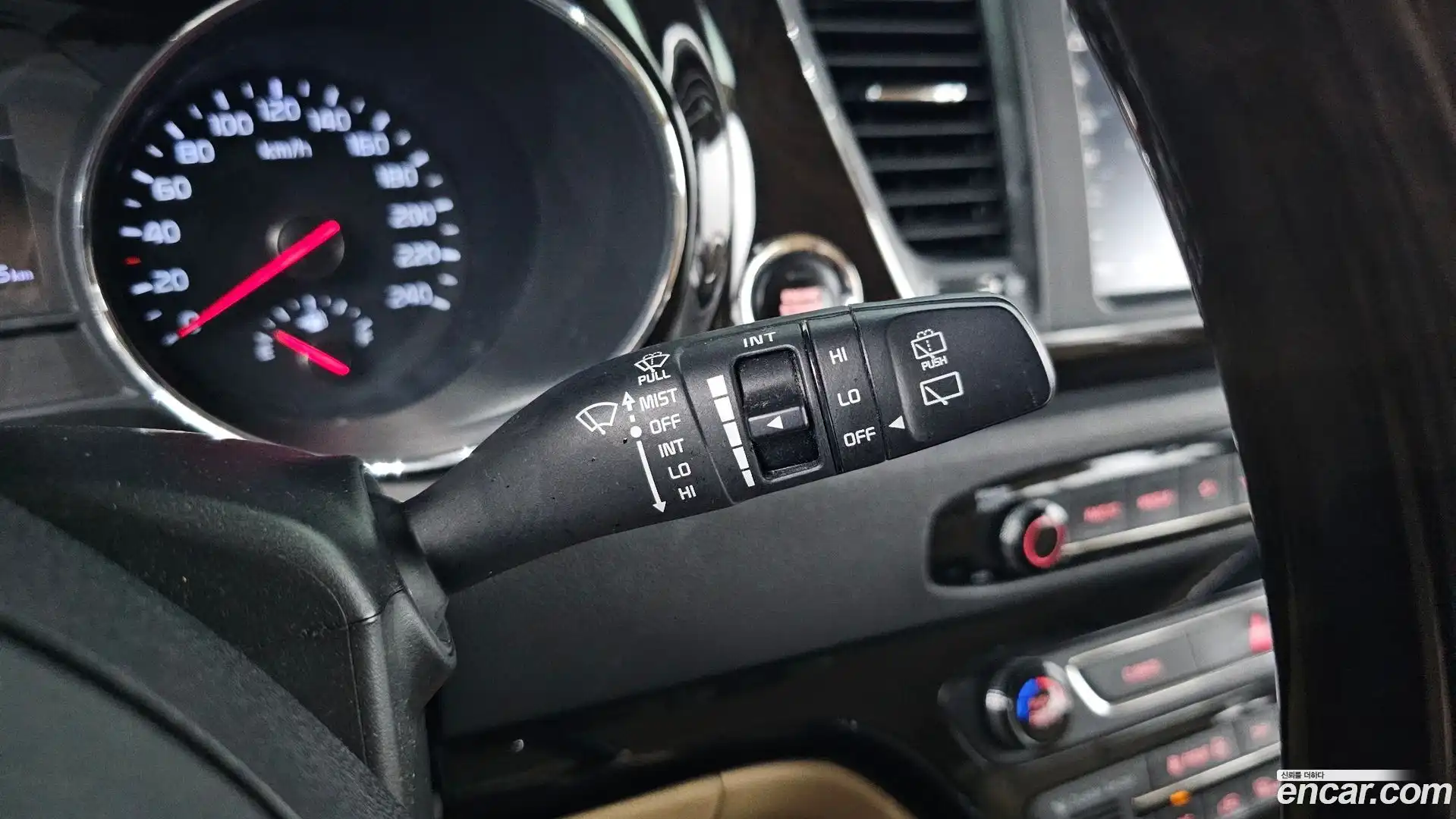 Canival Kia 2018.4-OPTION-020
