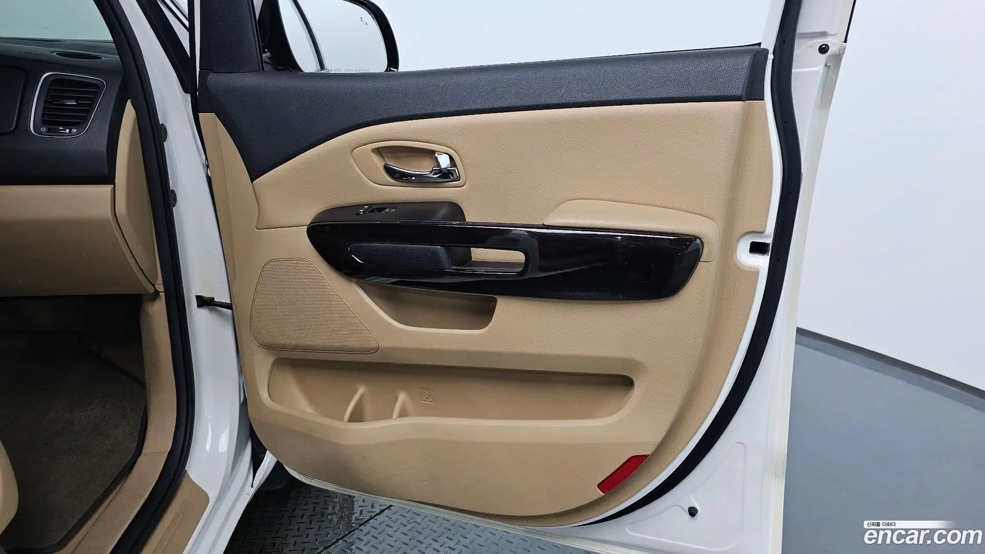 Canival Kia 2018.4-INNER-035
