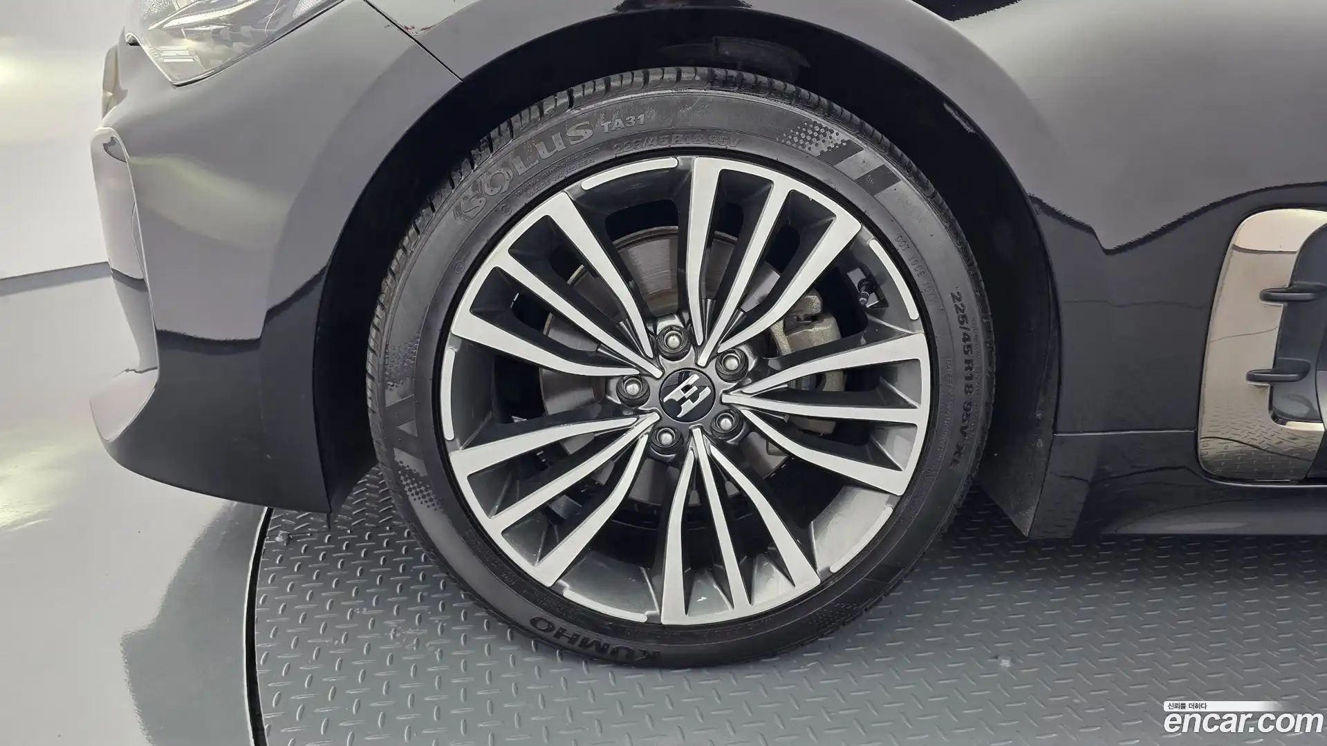 Stinger Kia 2018.3-OUTER-005