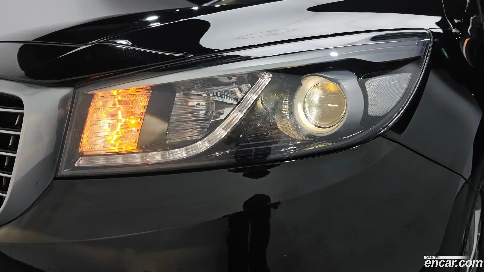 Canival Kia 2016.5-OUTER-032
