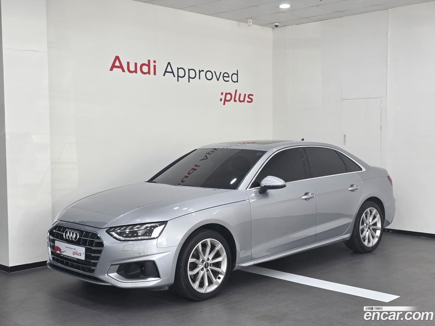 Main__Slider__Photo:A4 Audi 2023.11-0