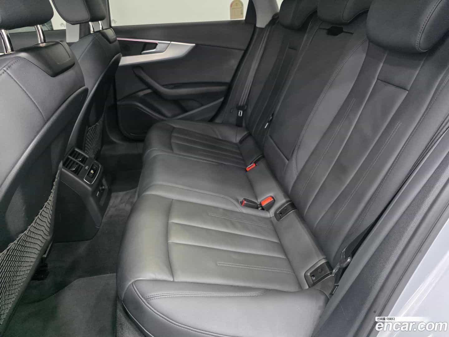 A4 Audi 2023.11-OPTION-015