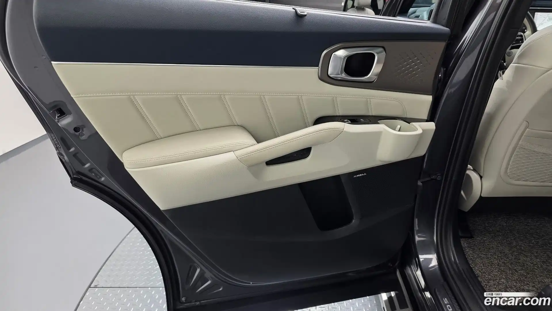 Sorento Kia 2021.9-INNER-035