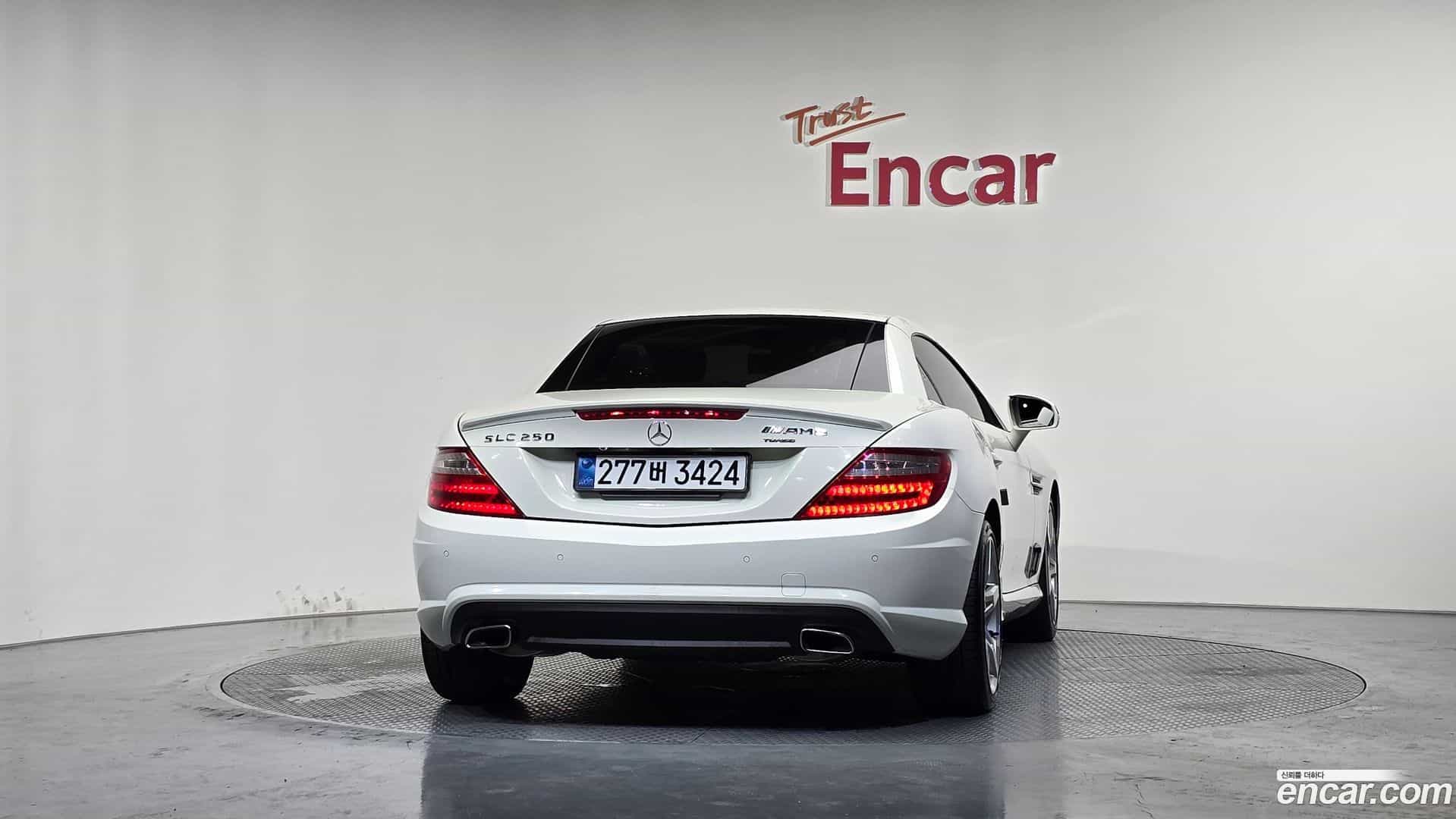 SLK-Class Mercedes-Benz 2012.4-OUTER-004