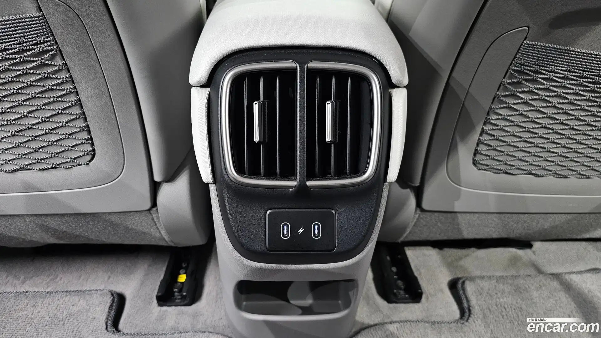 Ioniq6 Hyundai 2022.11-OPTION-043