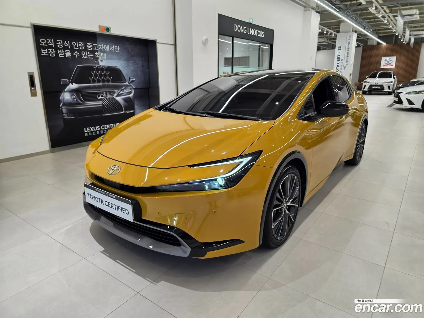 Main__Slider__Photo:Prius Toyota 2024.6-0