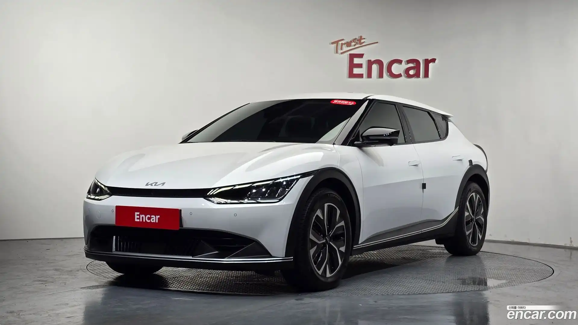 EV6 Kia 2023.6-THUMBNAIL-011