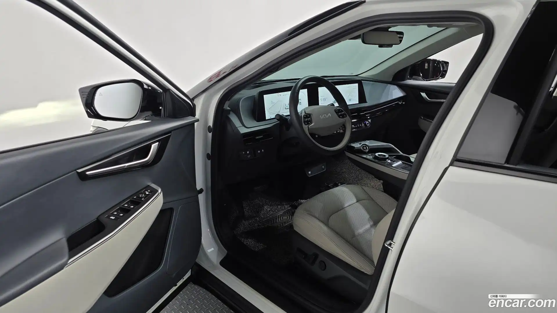 EV6 Kia 2023.6-INNER-010