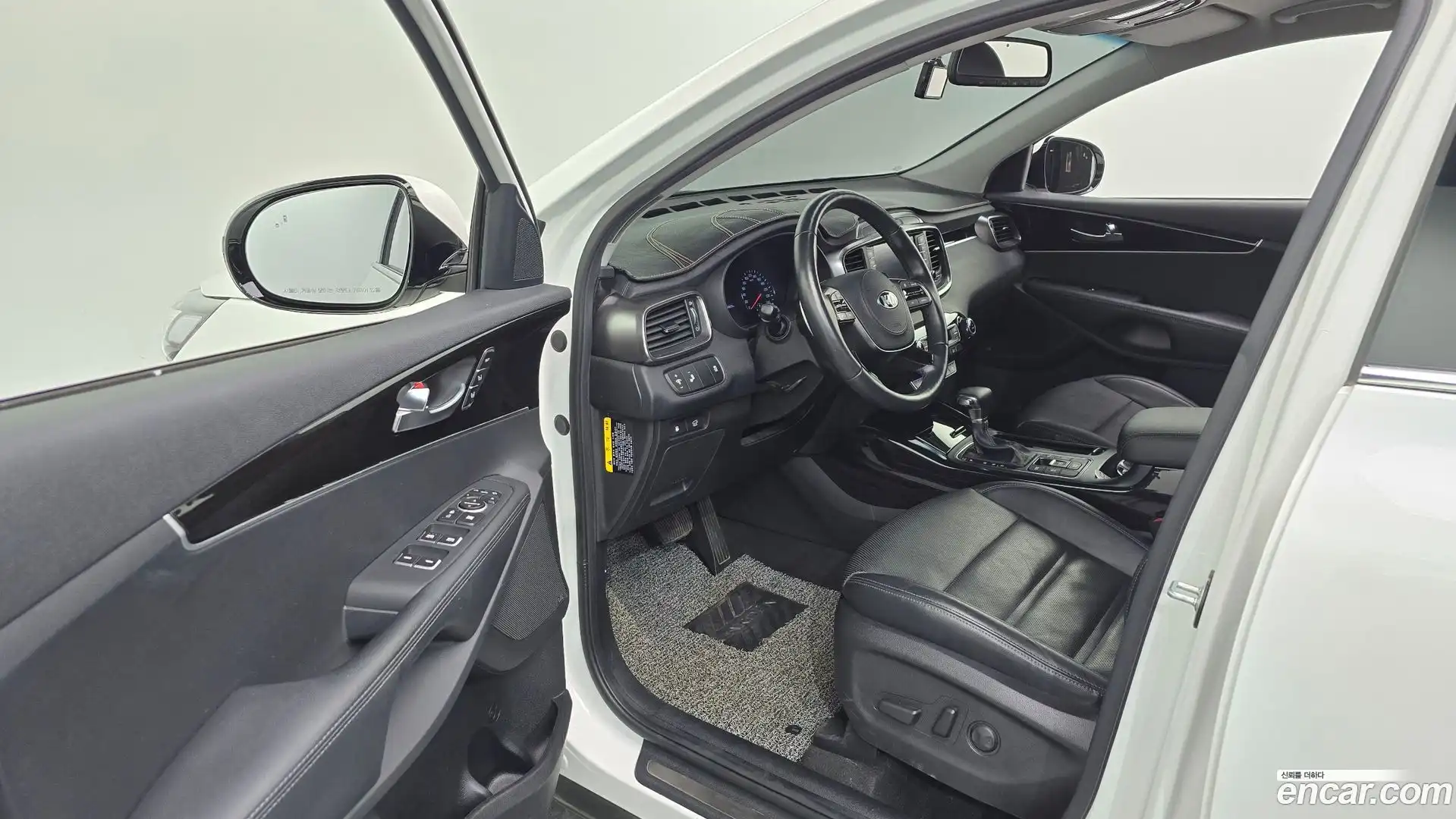 Sorento Kia 2017.7-INNER-010