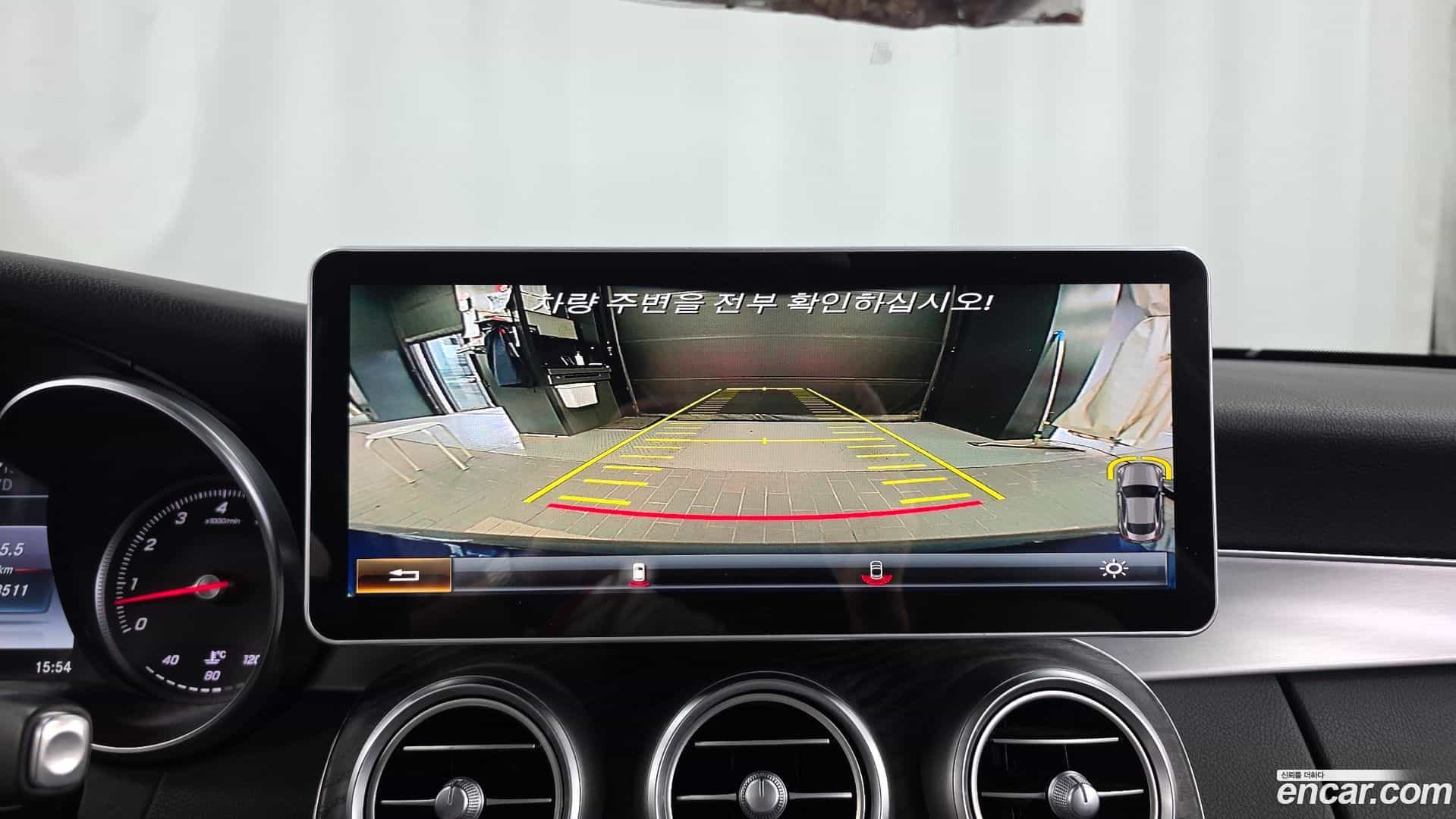 C-Class Mercedes-Benz 2016.7-OPTION-019
