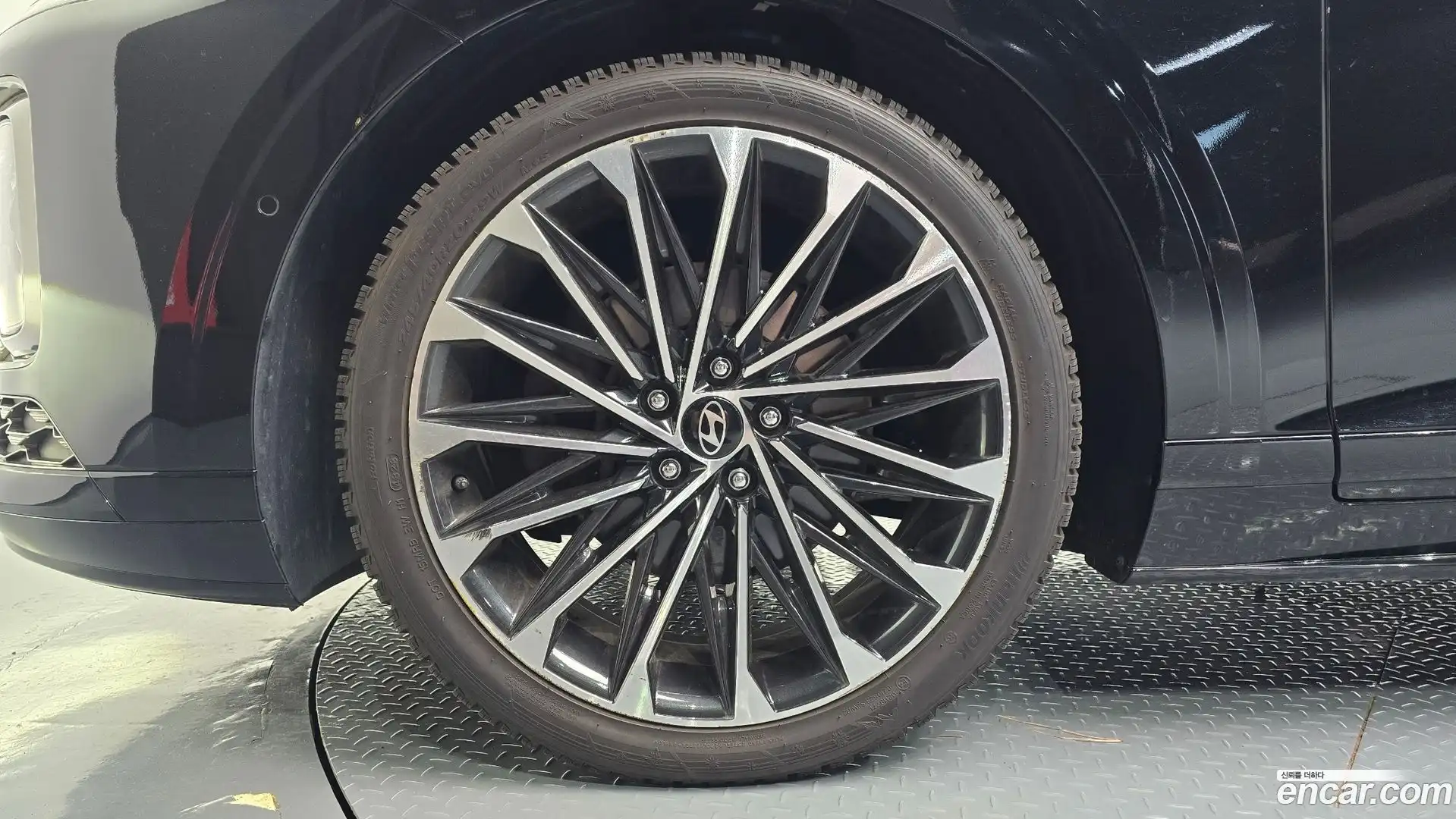 Grandeur Hyundai 2023.11-OUTER-005