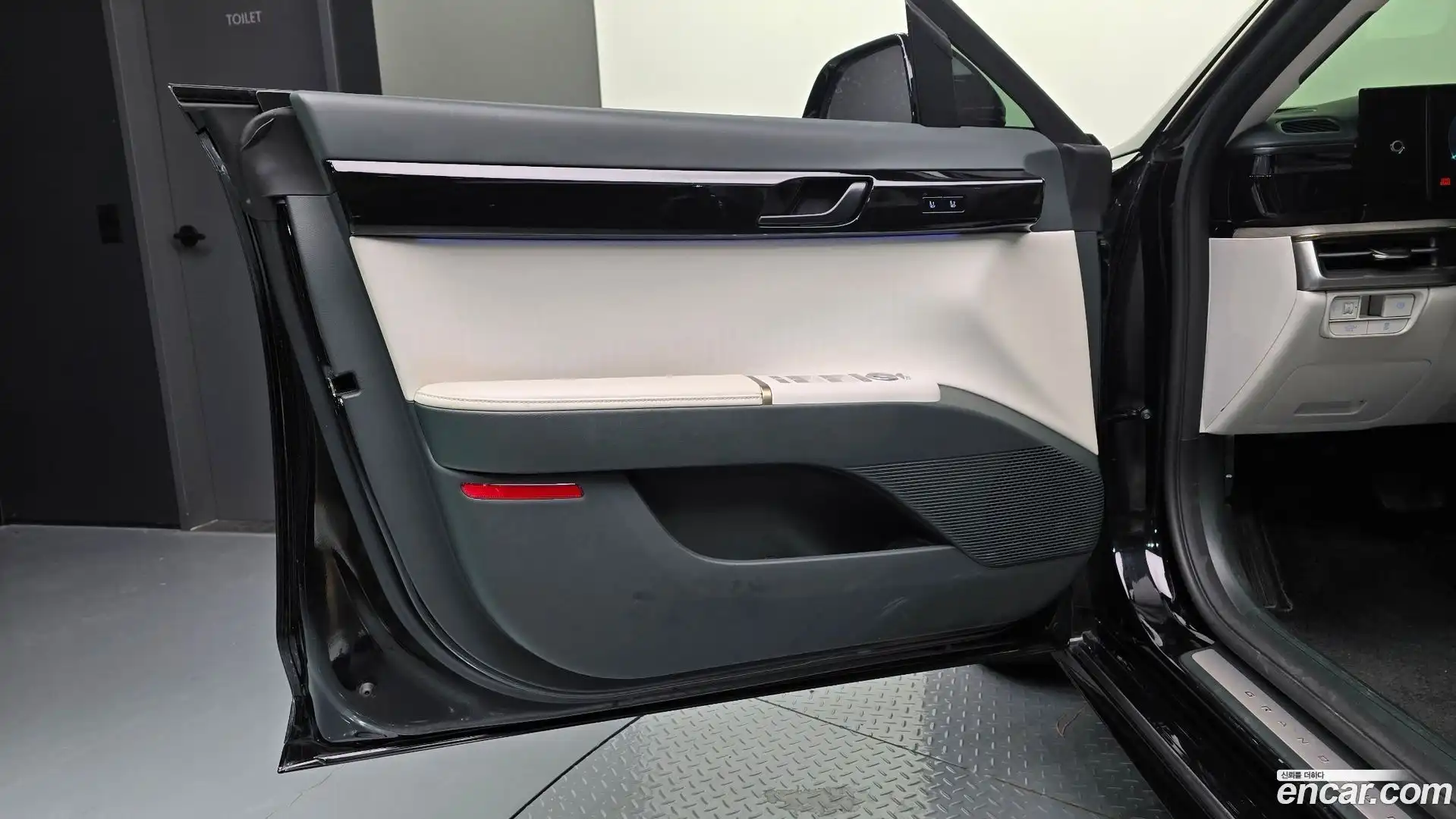 Grandeur Hyundai 2023.11-INNER-034