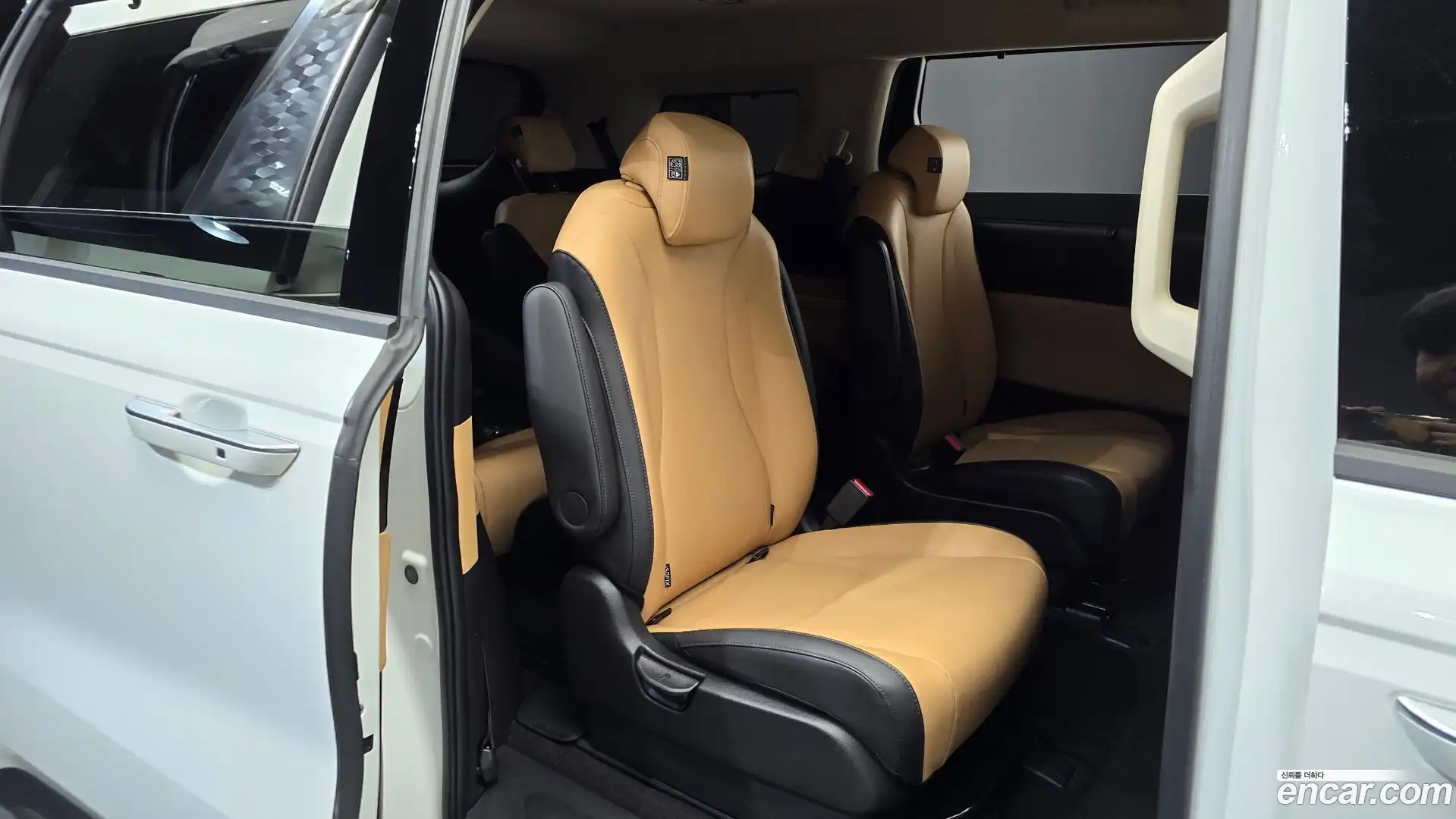 Canival Kia 2023.7-OPTION-015