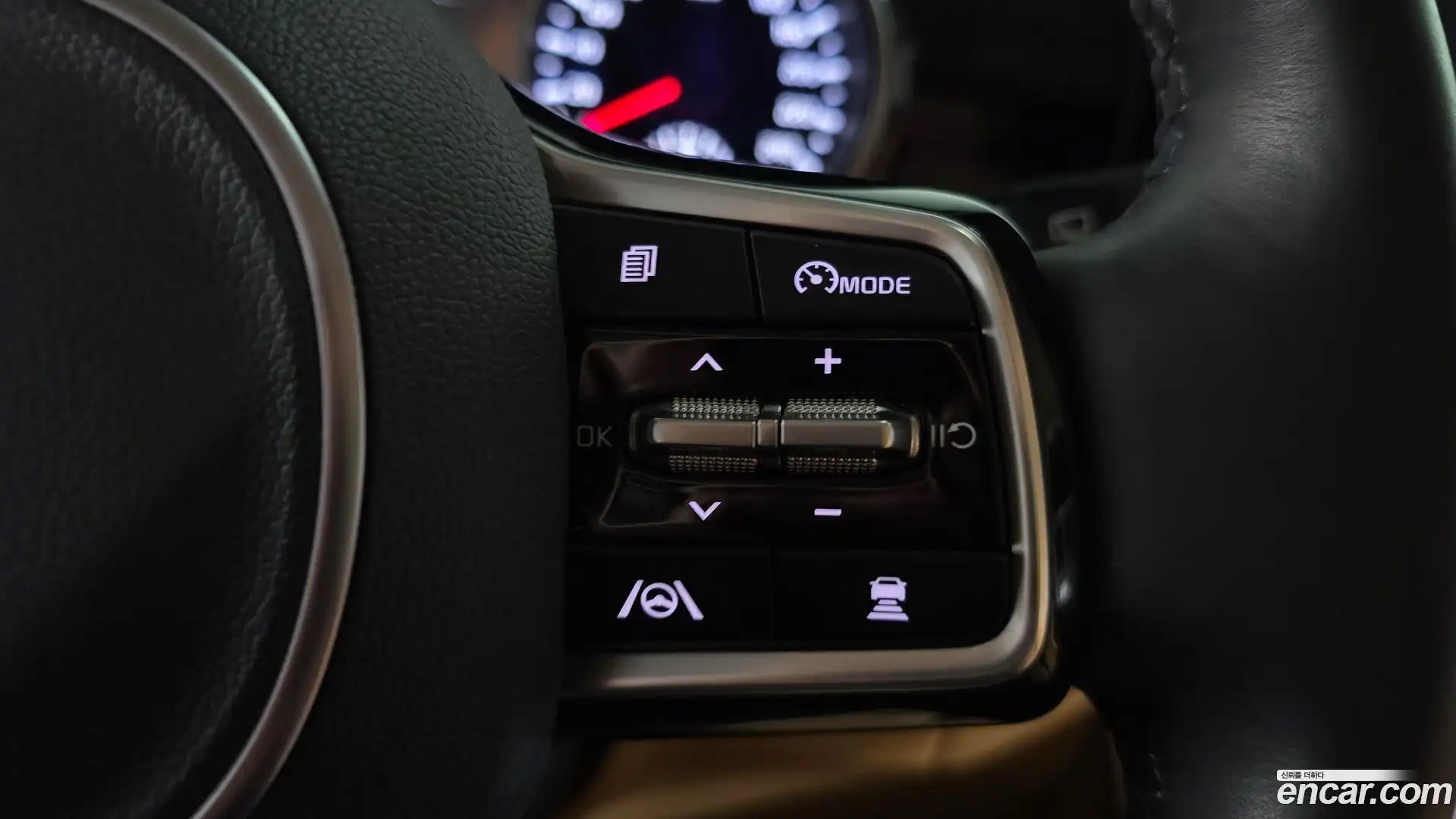 Canival Kia 2023.7-OPTION-020