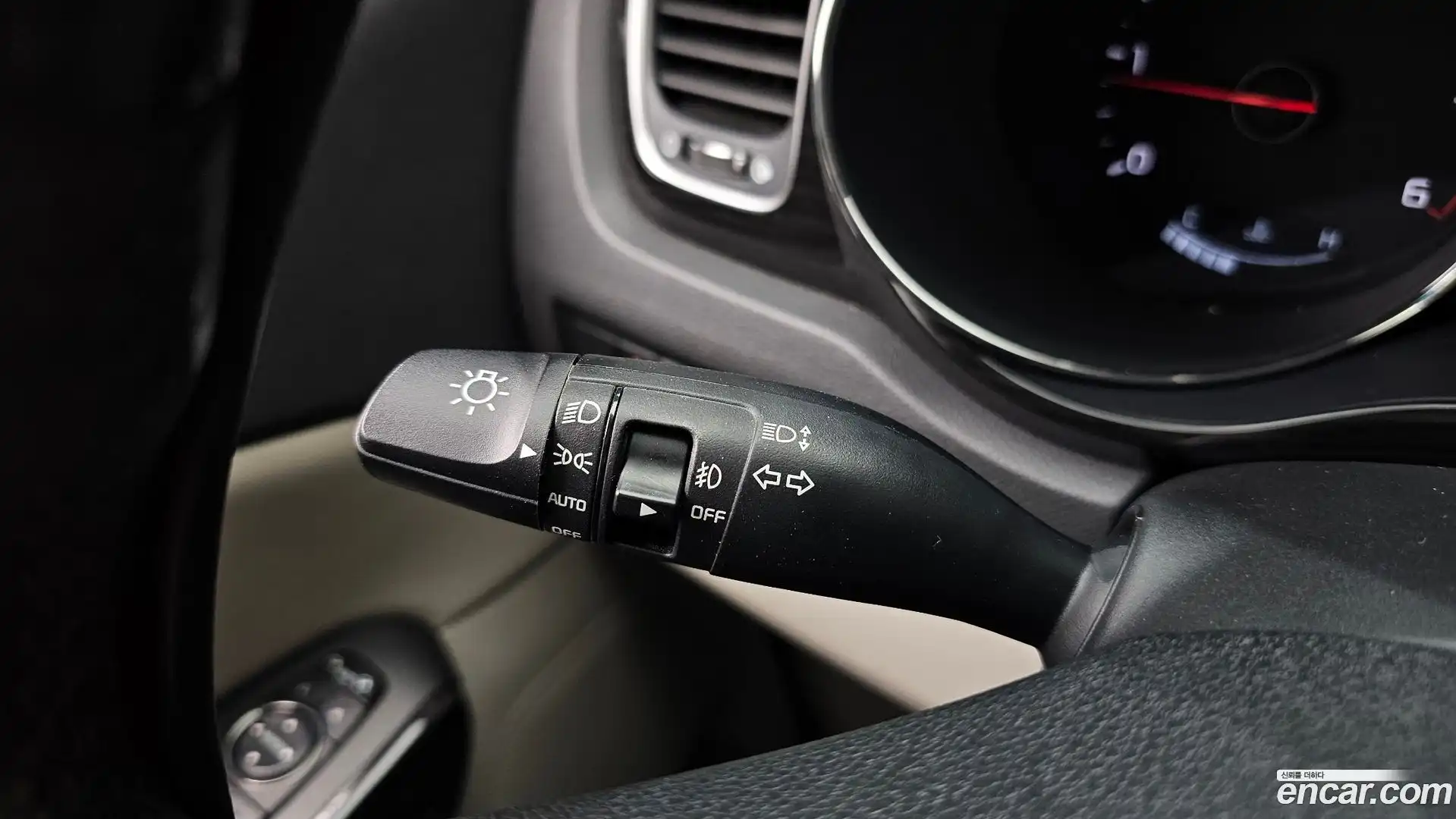 Canival Kia 2019.5-OPTION-022