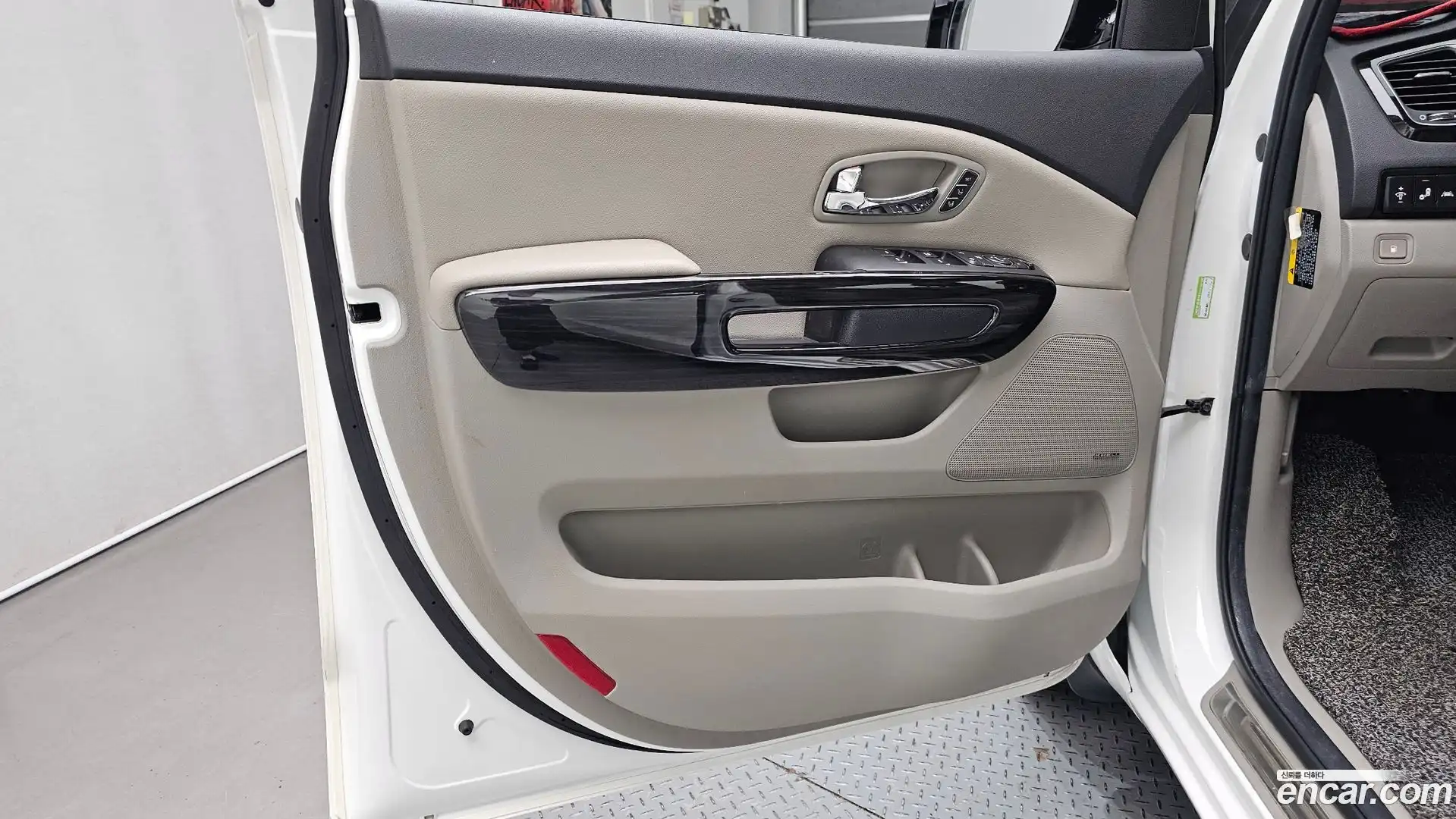 Canival Kia 2019.5-INNER-034