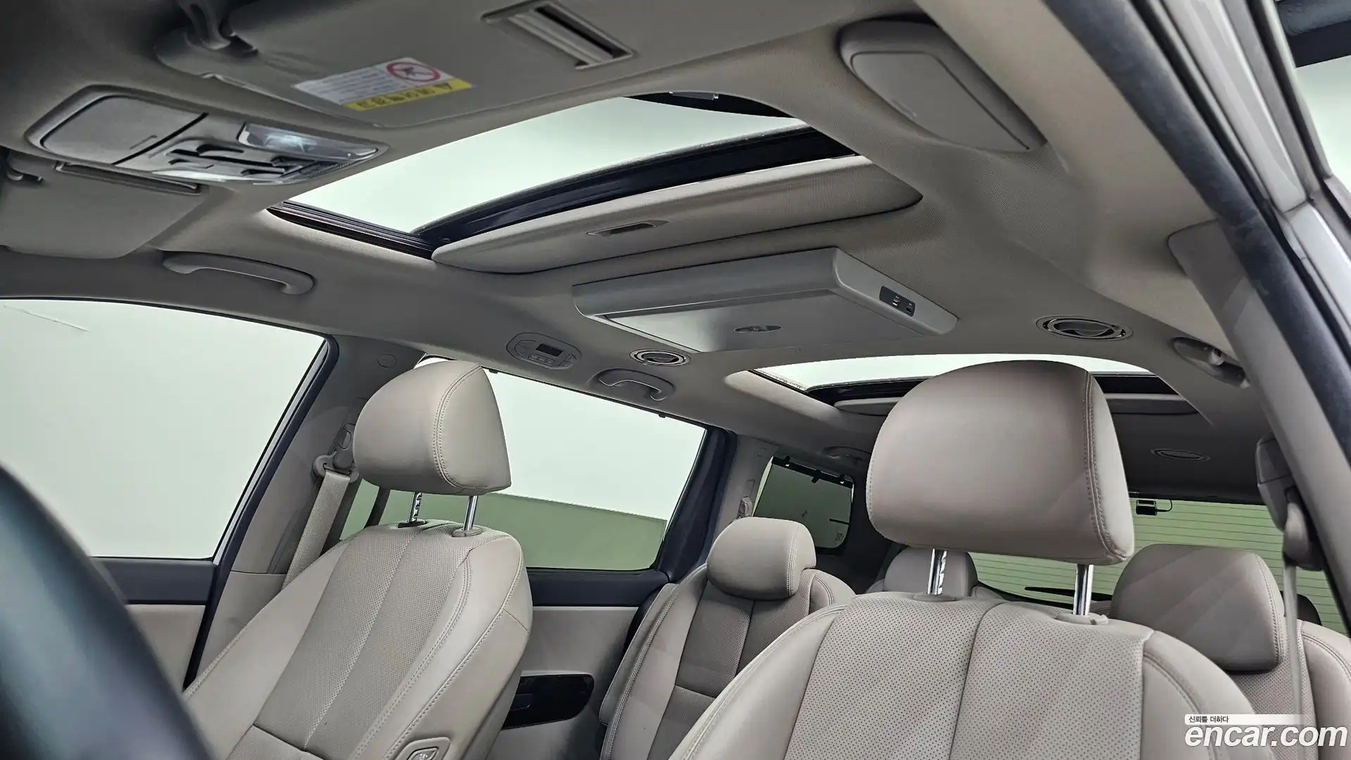 Canival Kia 2019.5-OPTION-044