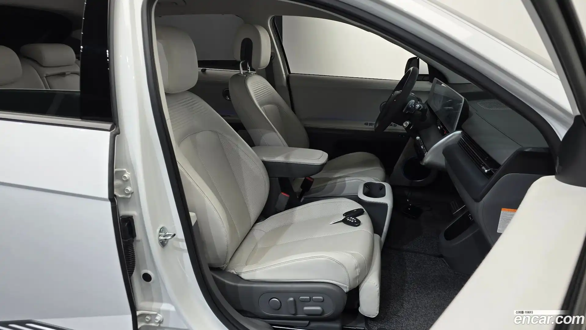 Ioniq5 Hyundai 2023.10-INNER-036