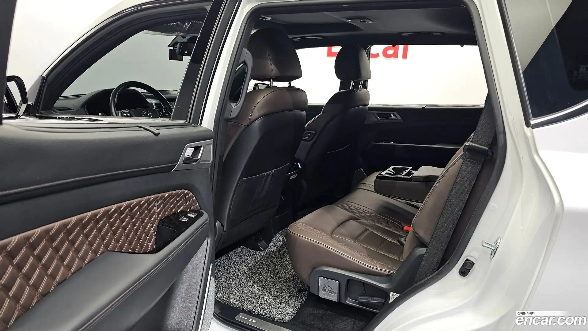 Rexton KG Mobility 2022.6-OPTION-015