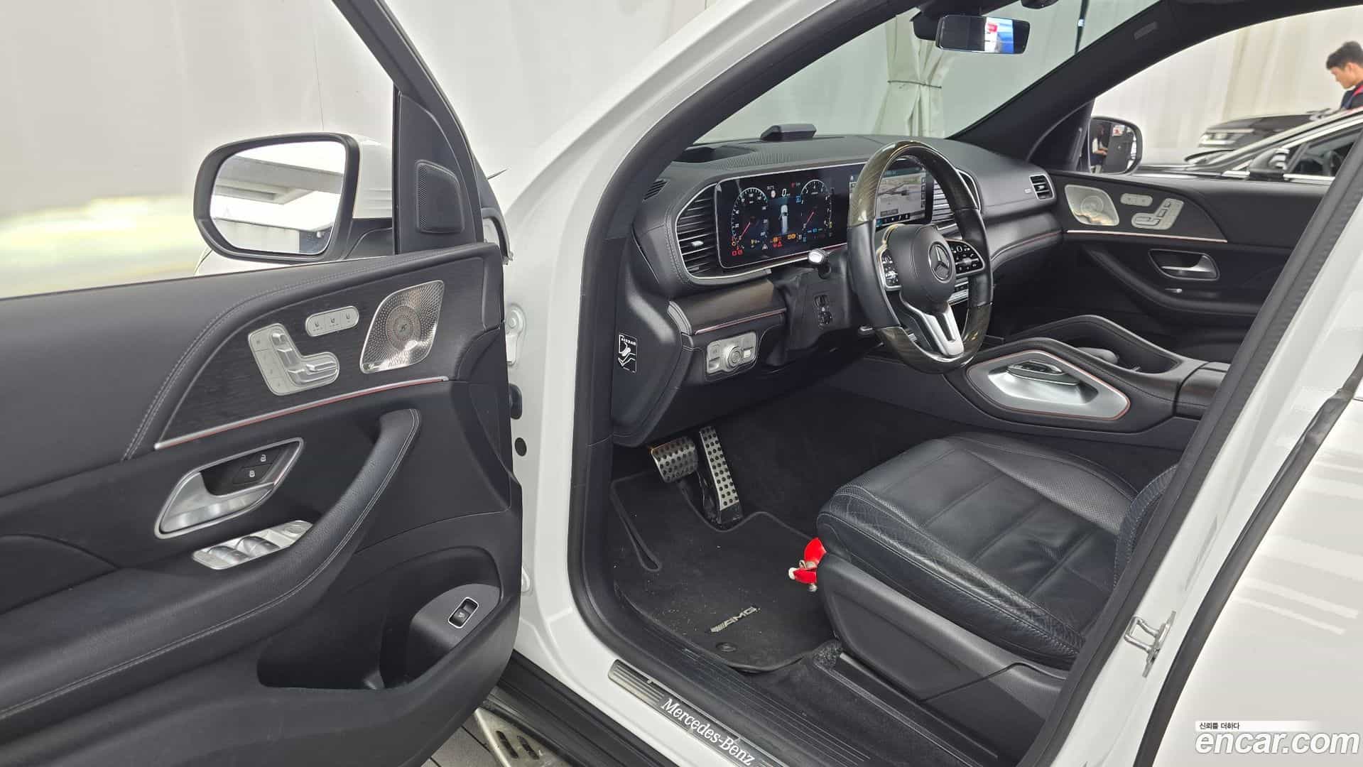 GLS-Class Mercedes-Benz 2021.6-INNER-010