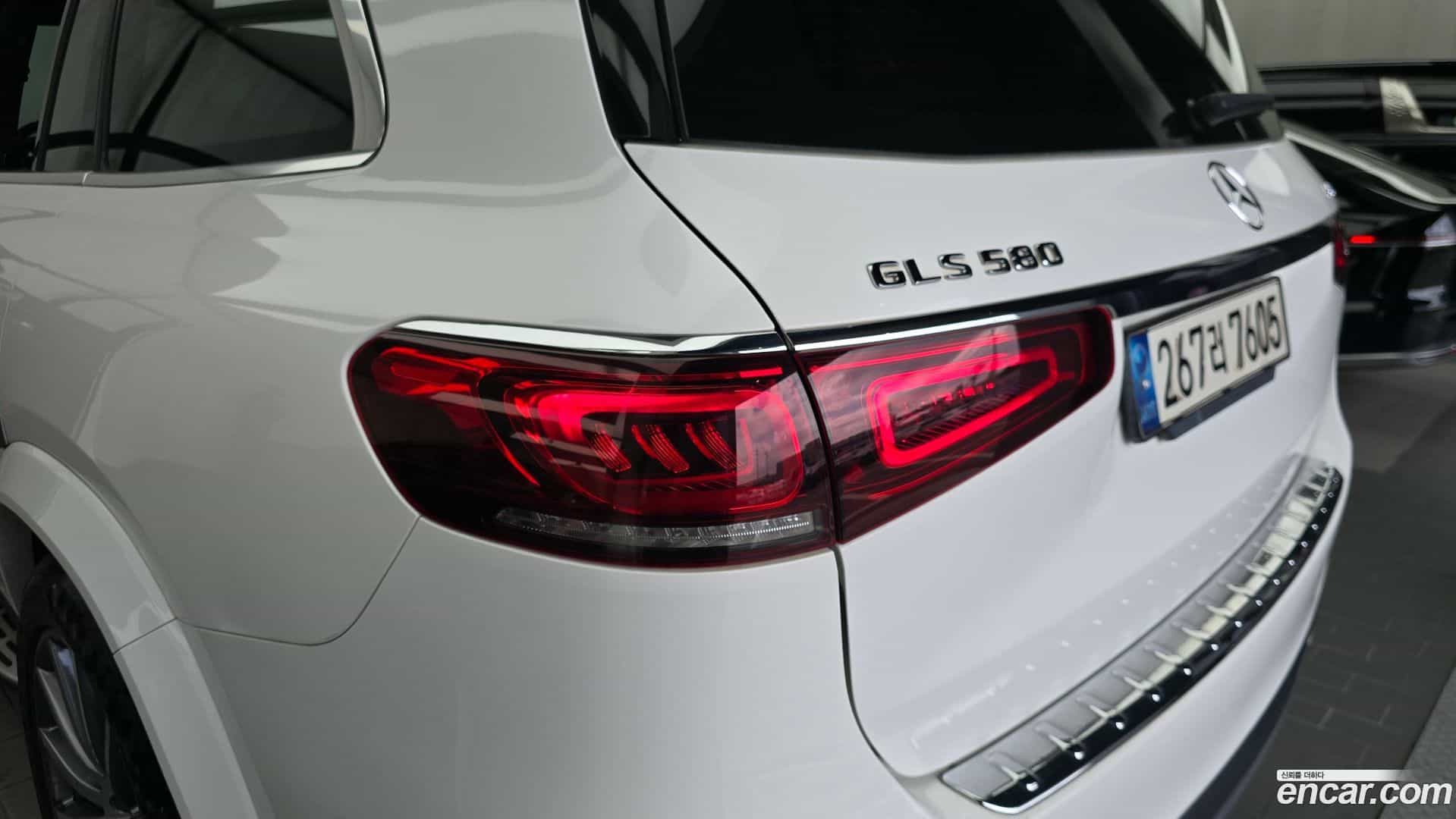 GLS-Class Mercedes-Benz 2021.6-OUTER-033