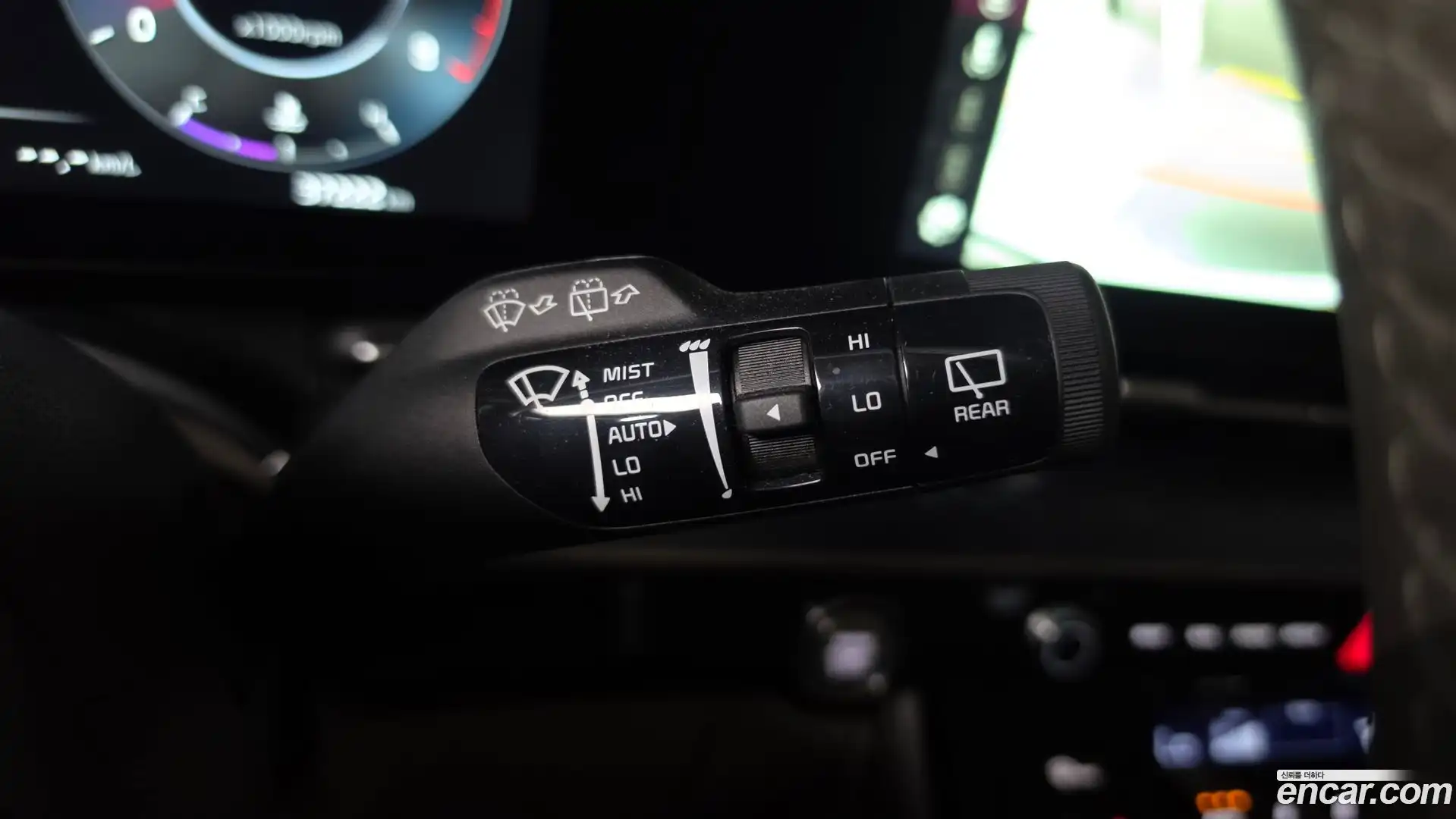 Canival Kia 2023.6-OPTION-019