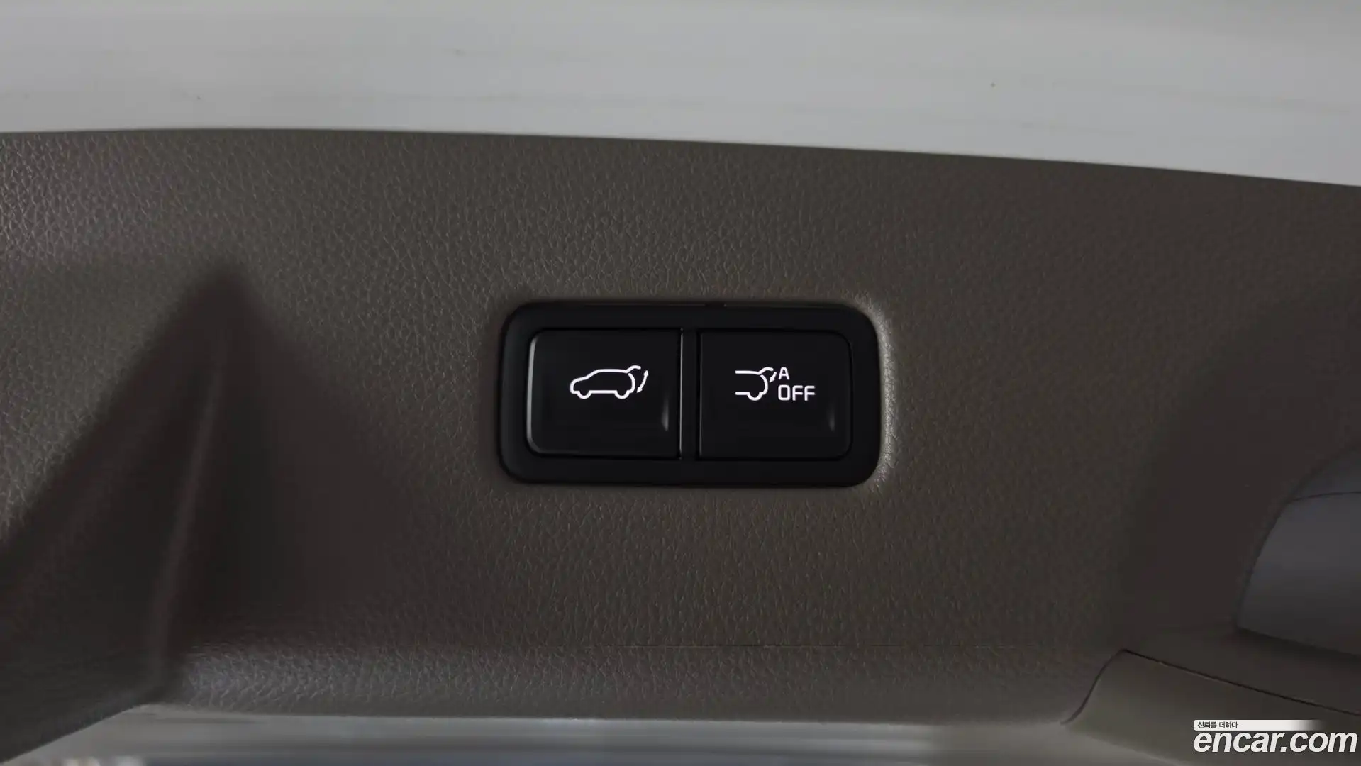 Canival Kia 2023.6-OPTION-024