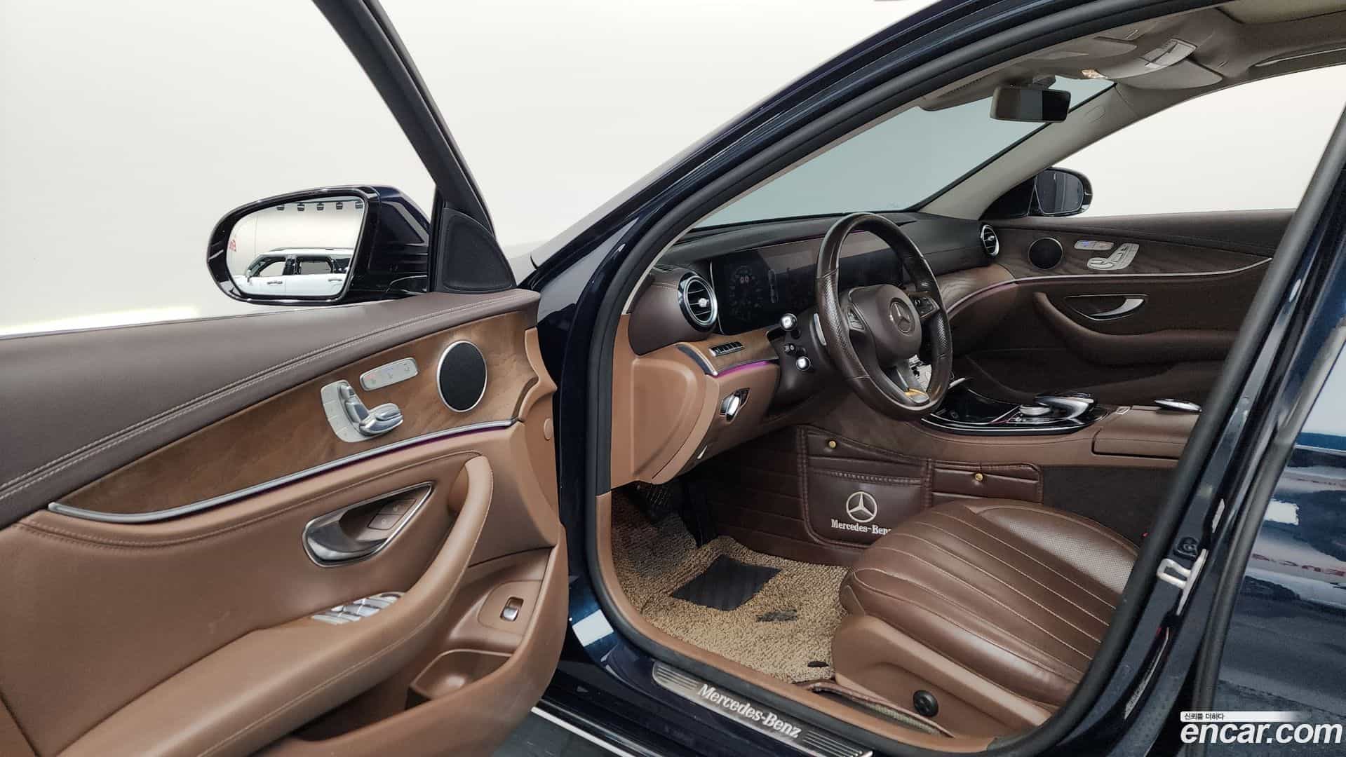 E-Class Mercedes-Benz 2017.6-INNER-010