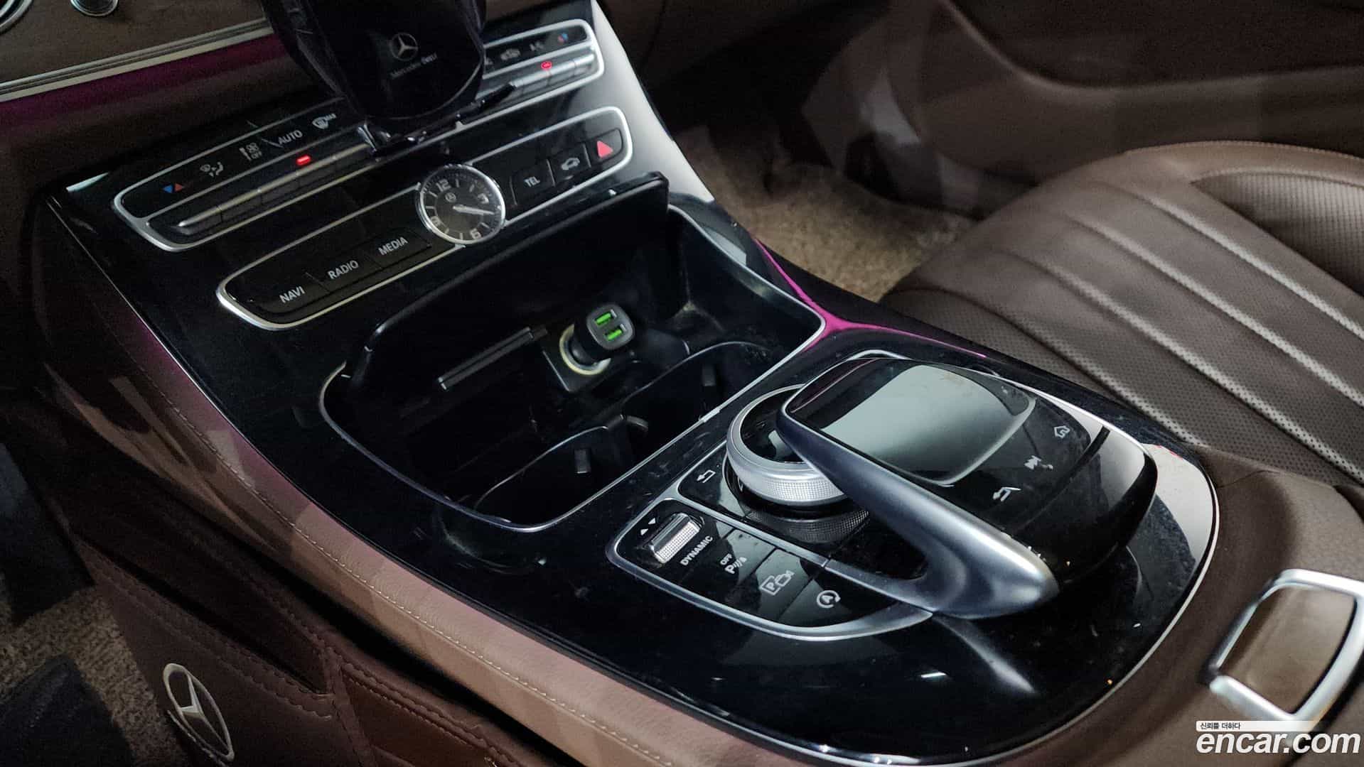 E-Class Mercedes-Benz 2017.6-OPTION-041