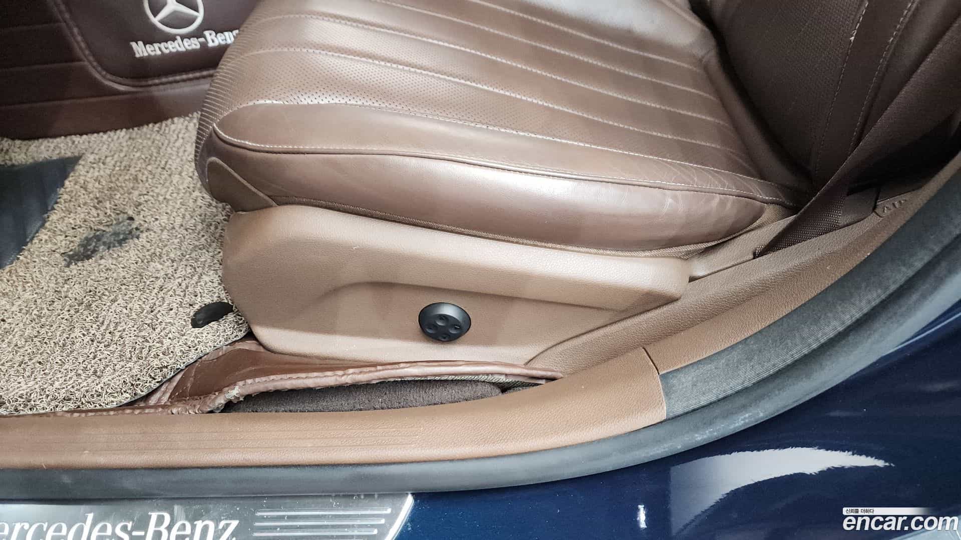 E-Class Mercedes-Benz 2017.6-OPTION-044