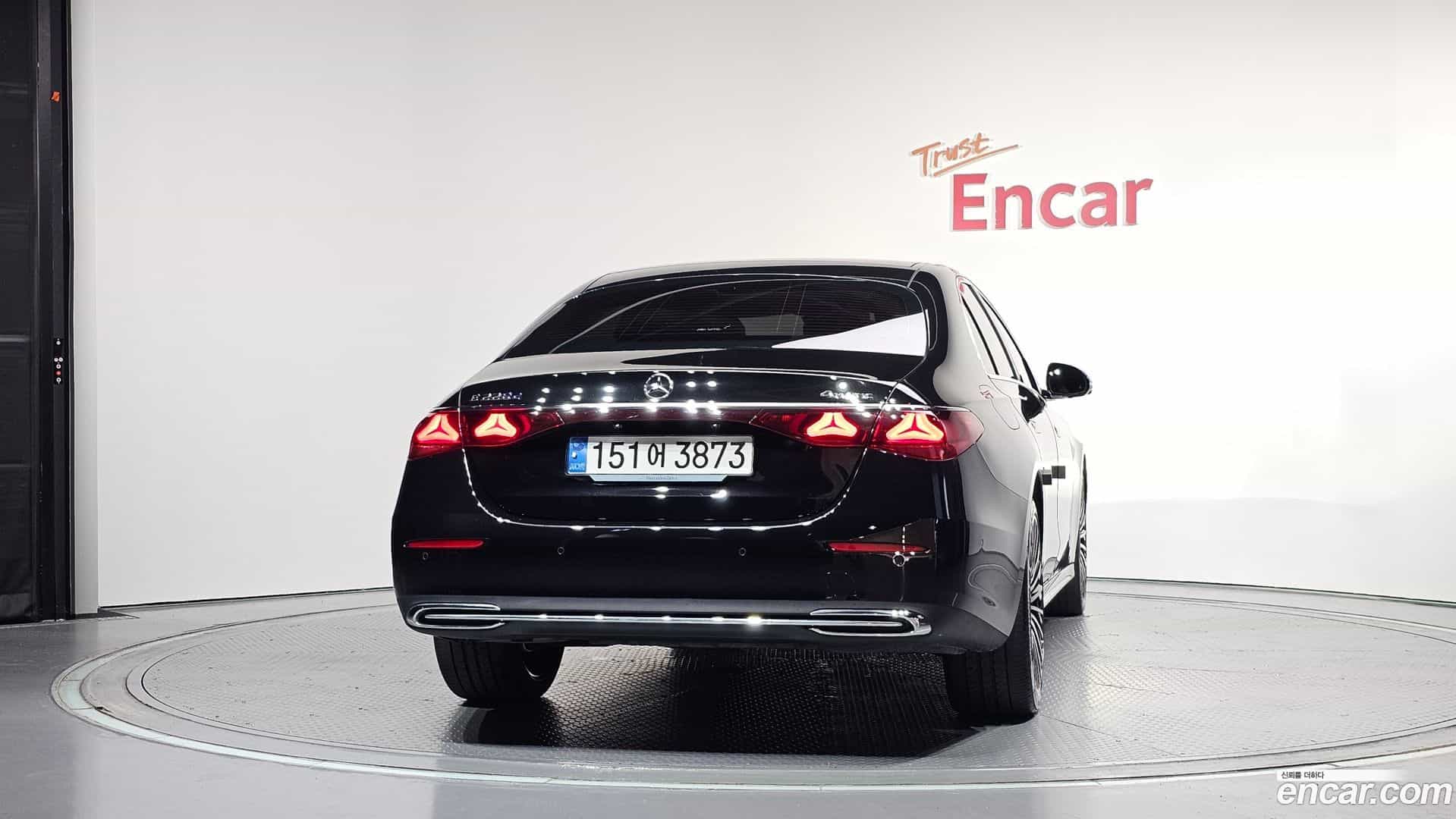E-Class Mercedes-Benz 2024.5-OUTER-004