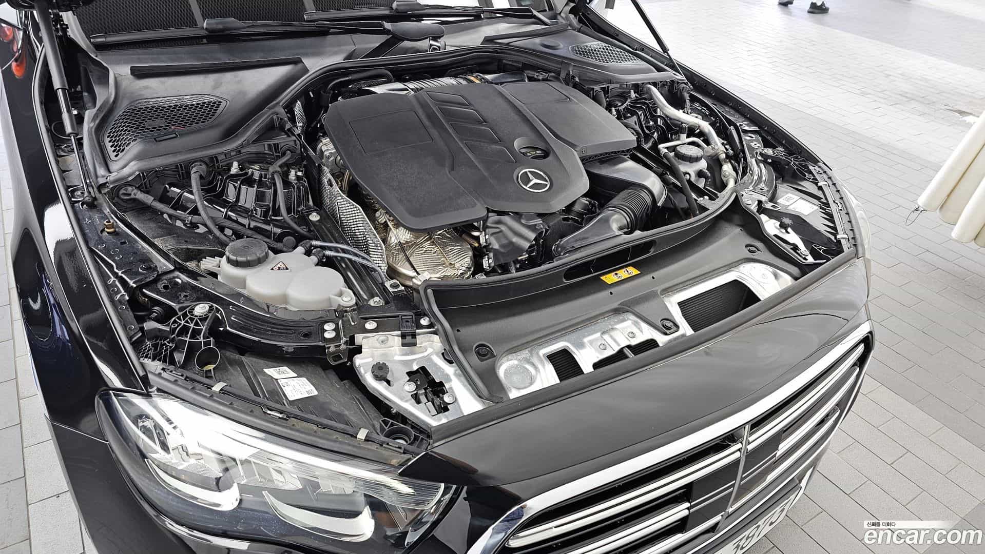 E-Class Mercedes-Benz 2024.5-OUTER-006