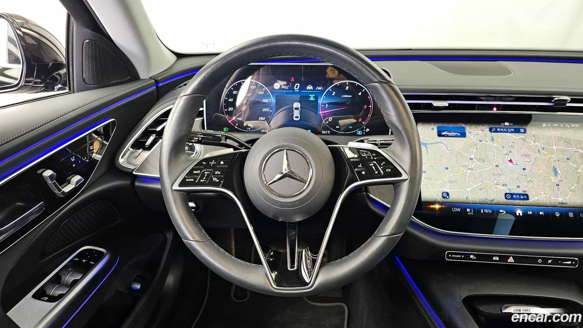 E-Class Mercedes-Benz 2024.5-OPTION-017