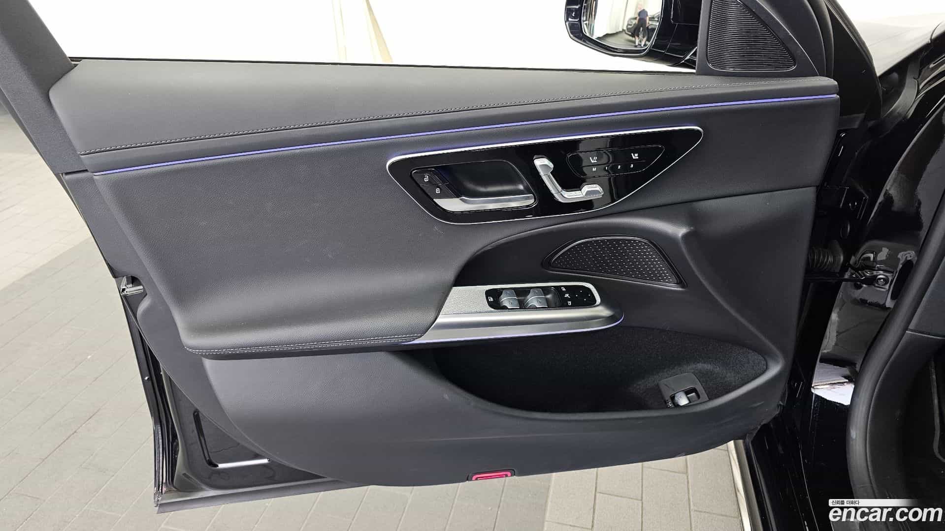 E-Class Mercedes-Benz 2024.5-INNER-034