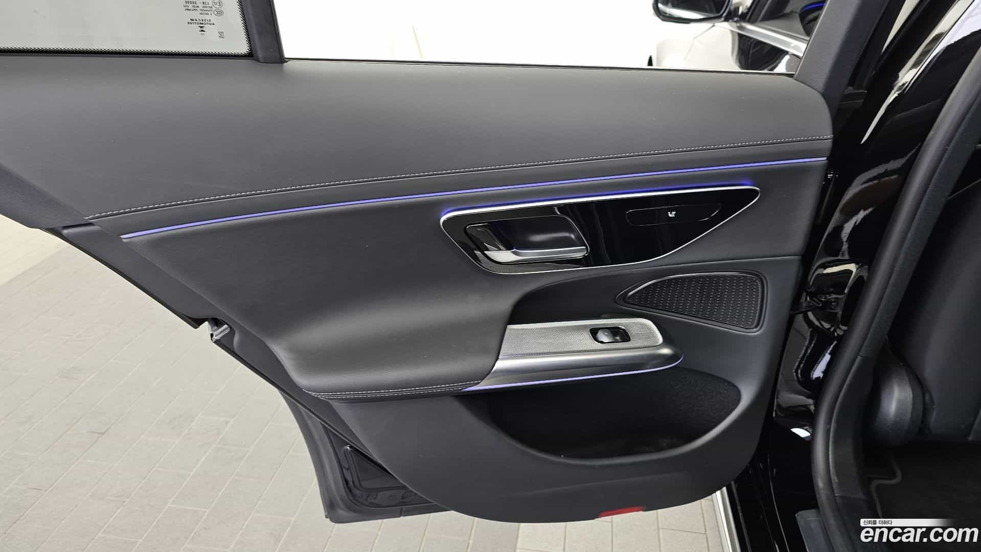 E-Class Mercedes-Benz 2024.5-INNER-035