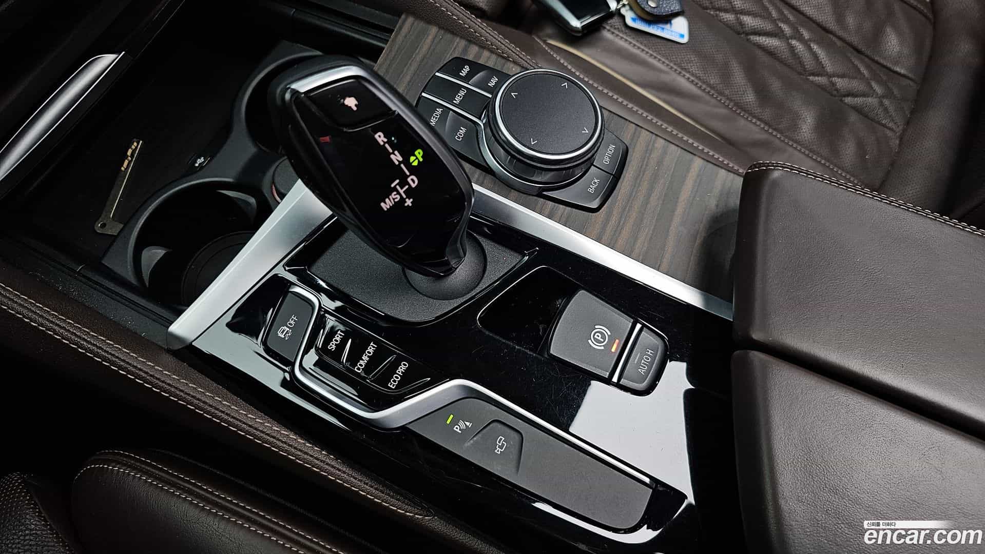 5-Series BMW 2019.8-INNER-009